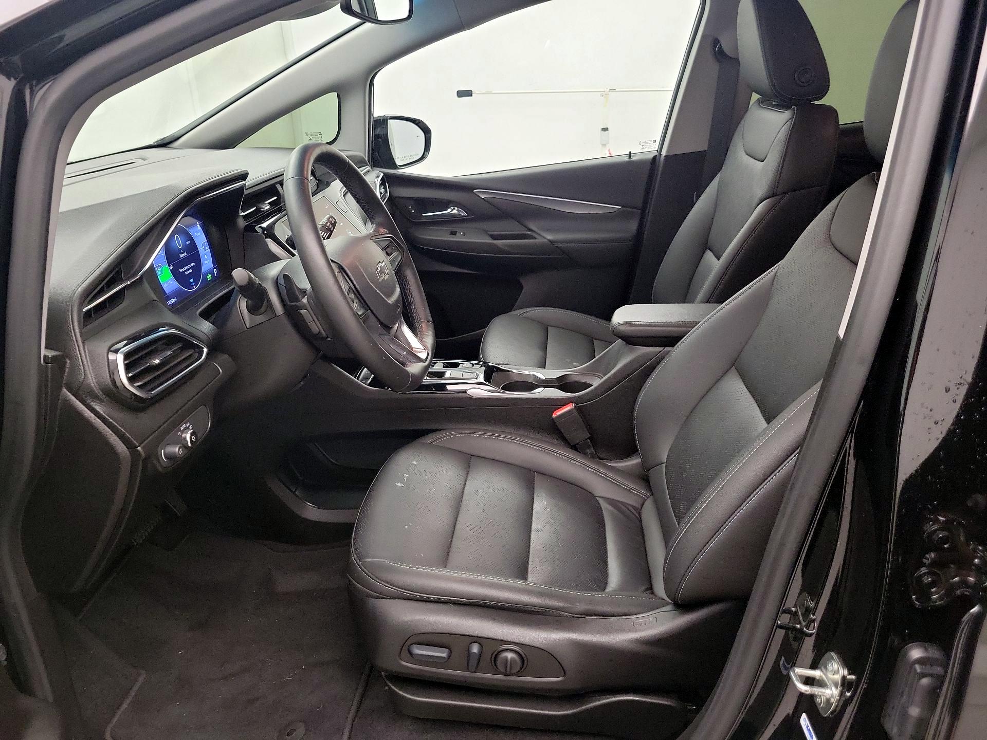 Thumbnail: 2023 Chevrolet Bolt EV - 11