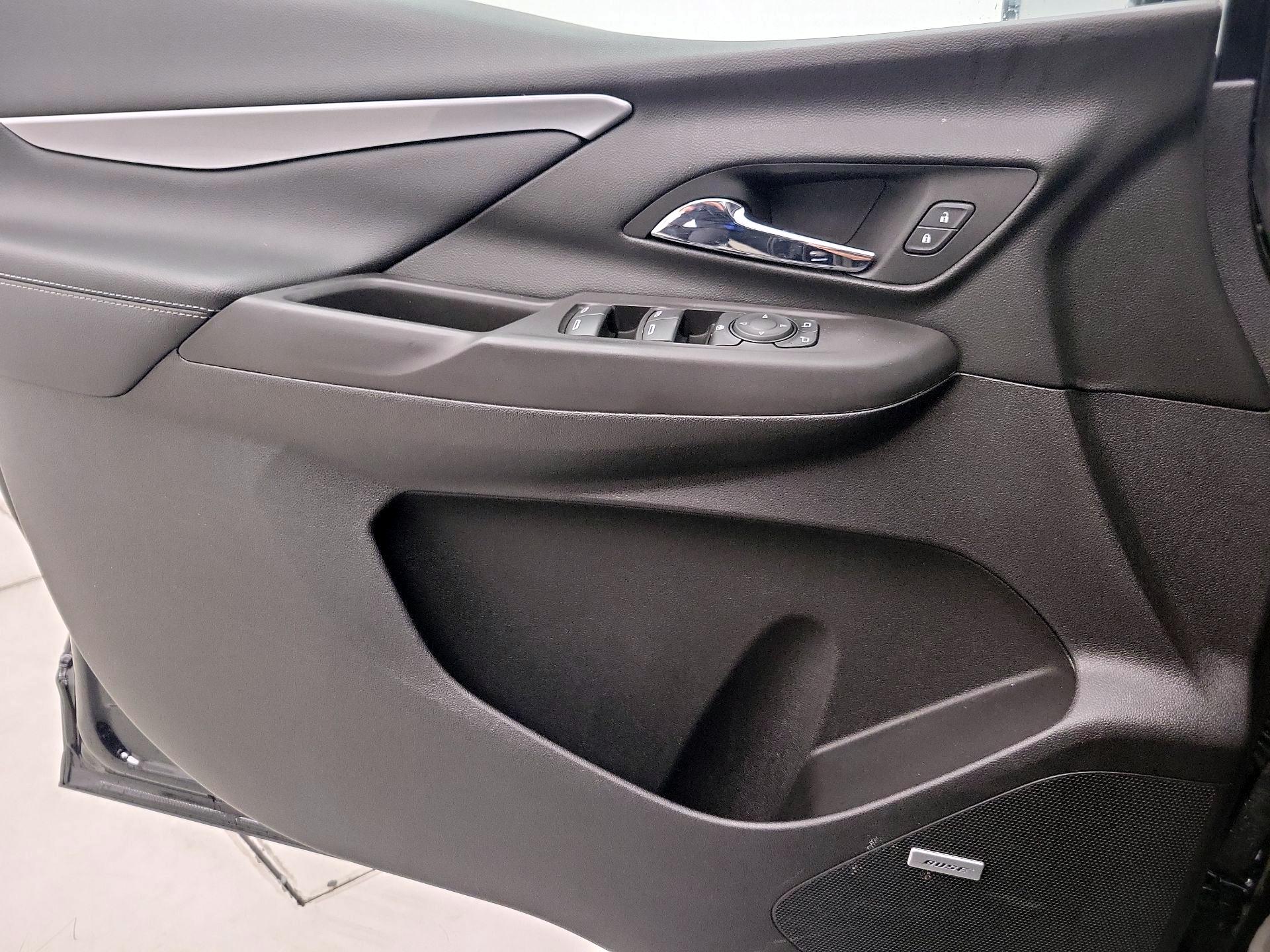 Thumbnail: 2023 Chevrolet Bolt EV - 12