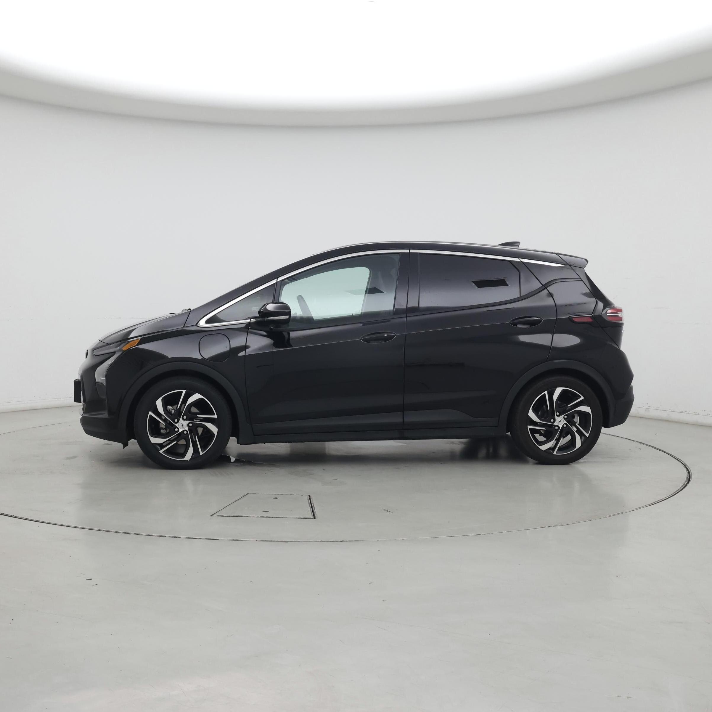 Thumbnail: 2023 Chevrolet Bolt EV - 3