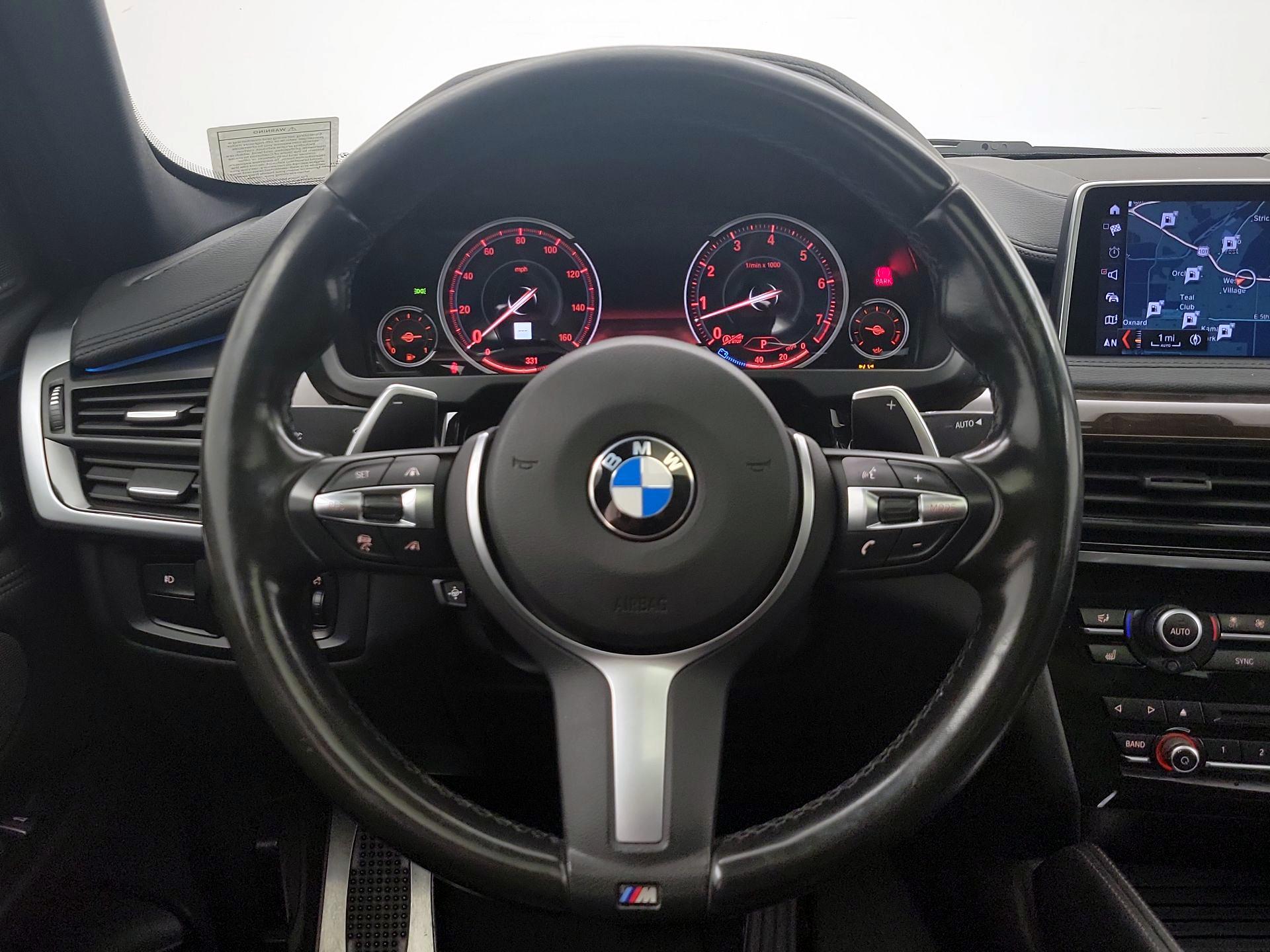 Thumbnail: 2018 BMW X6 - 10
