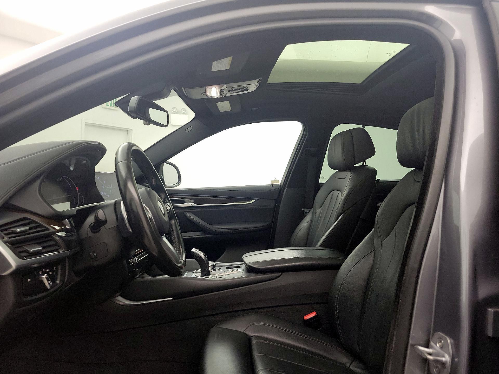 Thumbnail: 2018 BMW X6 - 20
