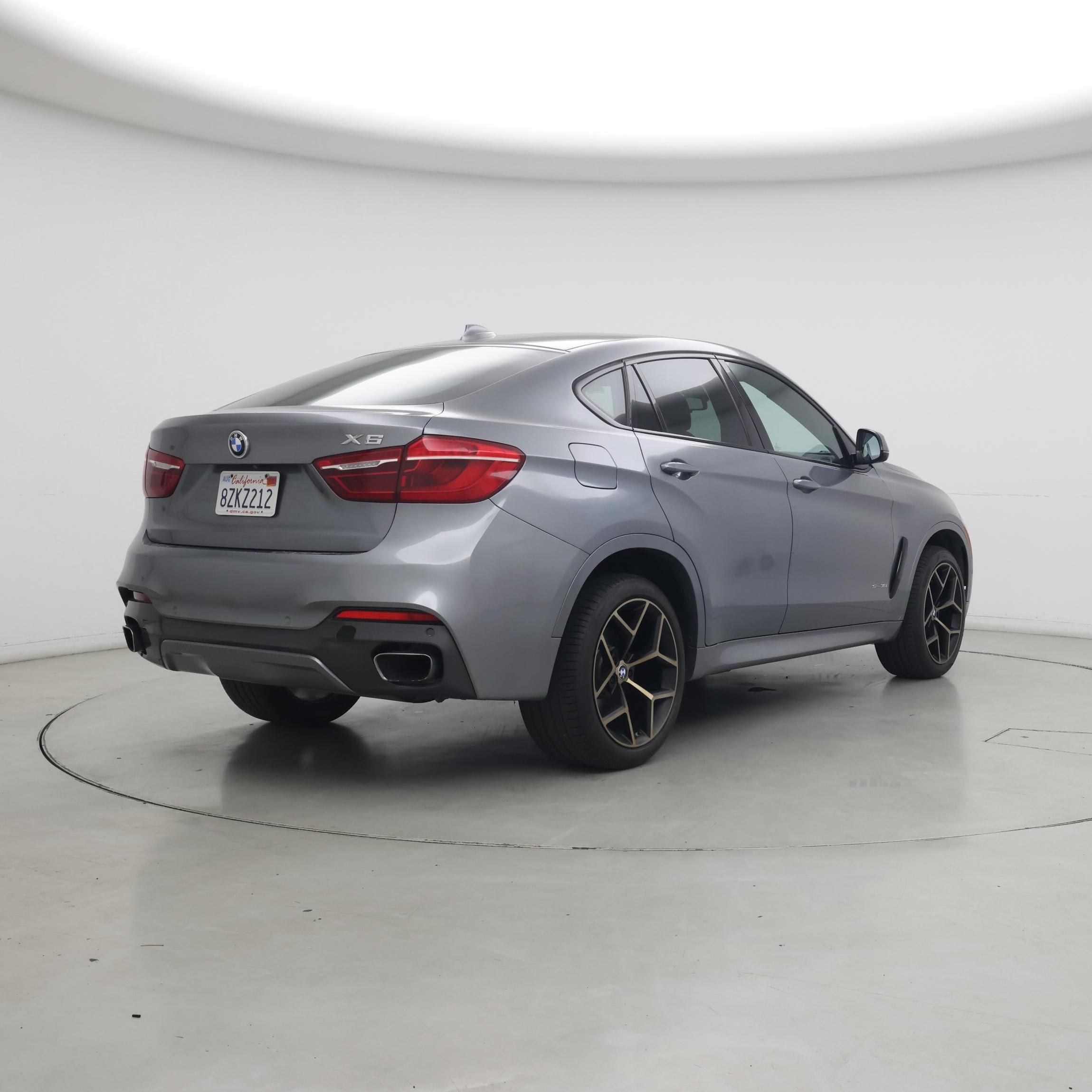 Thumbnail: 2018 BMW X6 - 8