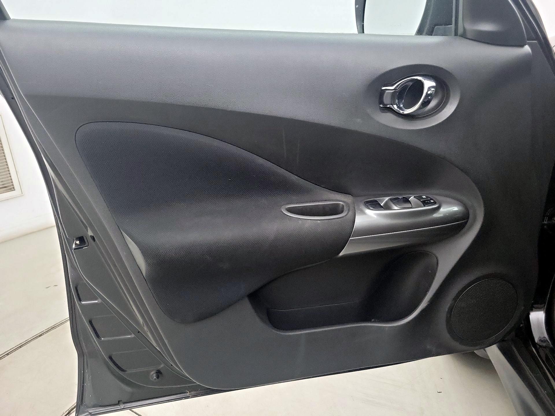 Thumbnail: 2015 Nissan Juke - 12