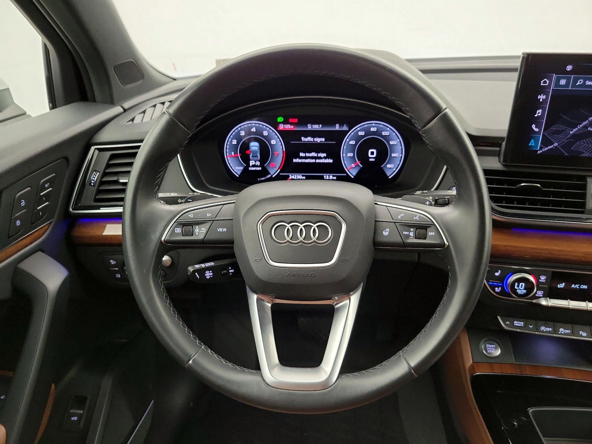 Thumbnail: 2022 Audi Q5 - 10