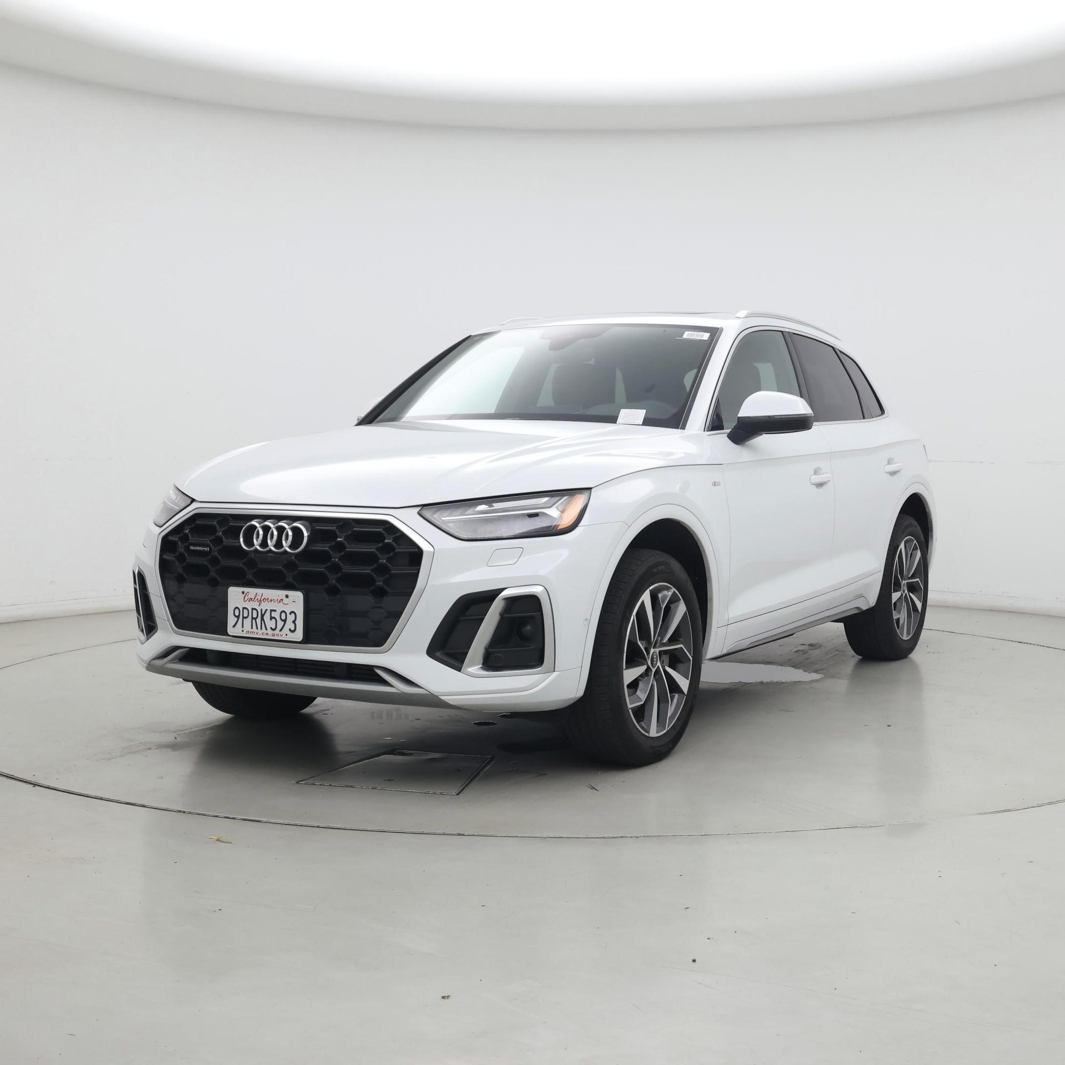 Thumbnail: 2022 Audi Q5 - 4