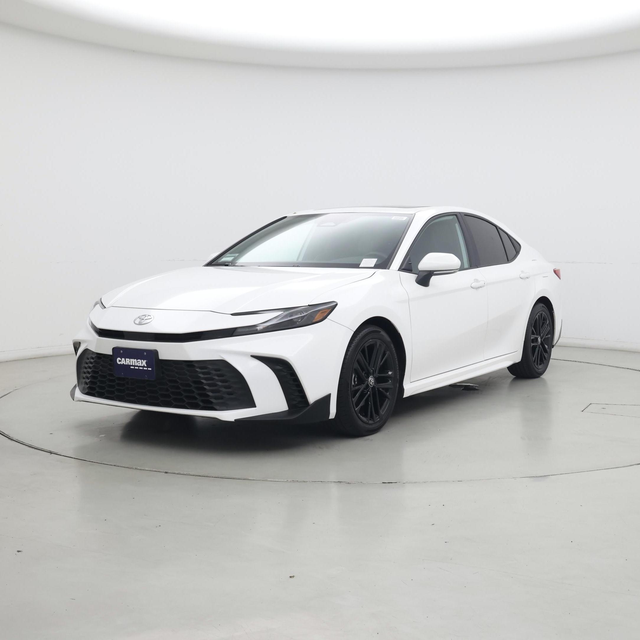 Thumbnail: 2025 Toyota Camry - 4