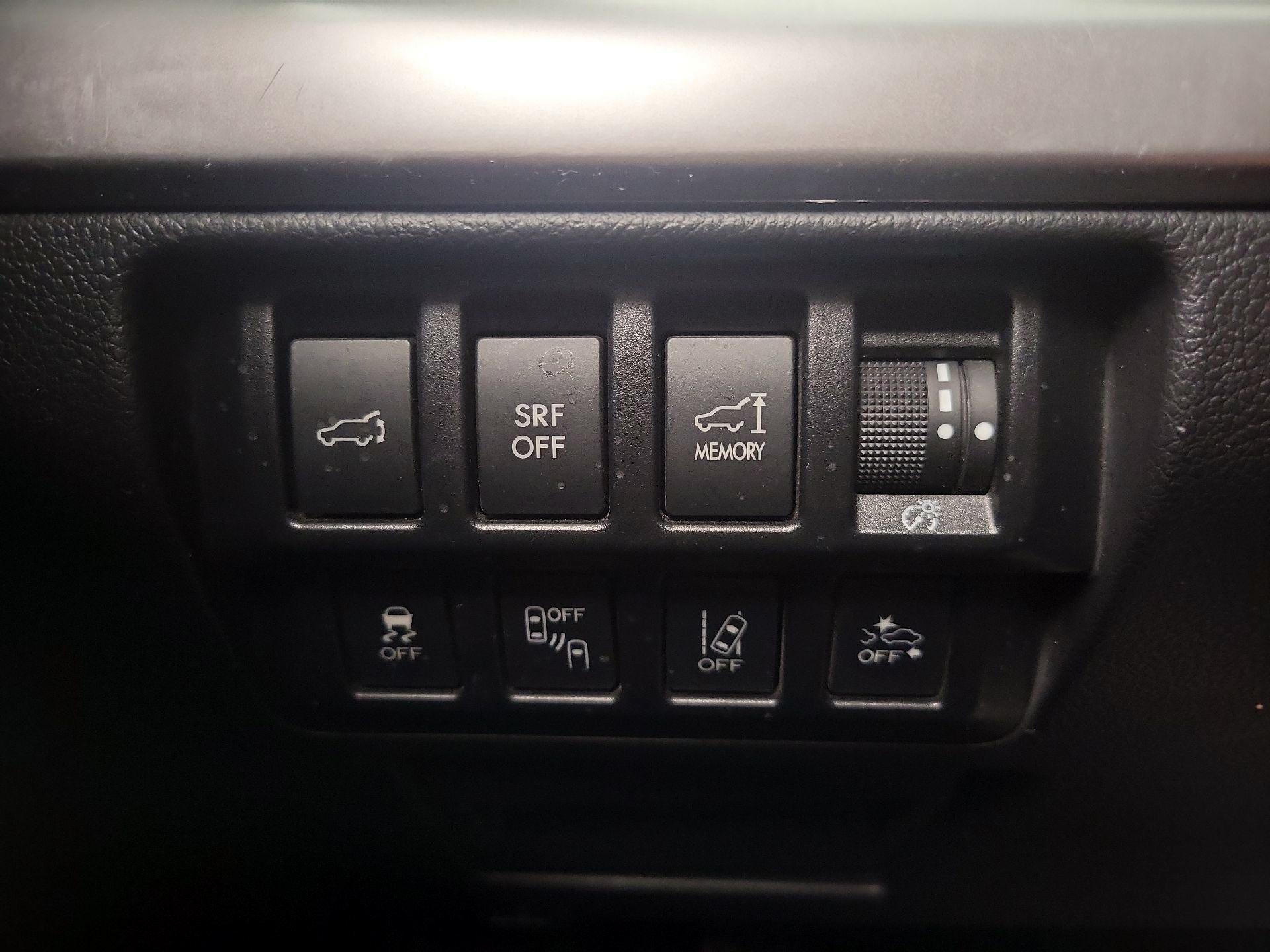 Thumbnail: 2015 Subaru Outback - 13