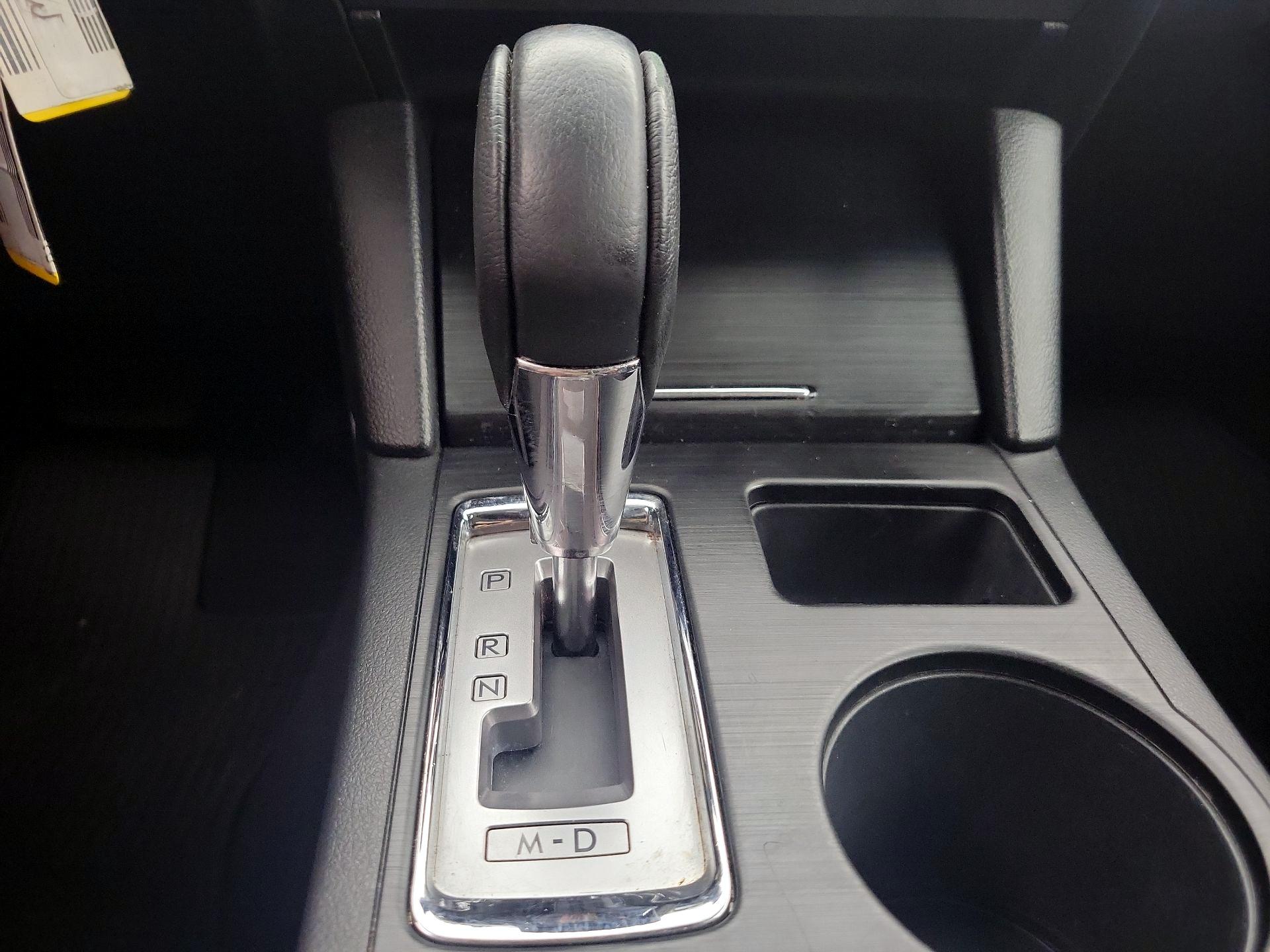 Thumbnail: 2015 Subaru Outback - 17