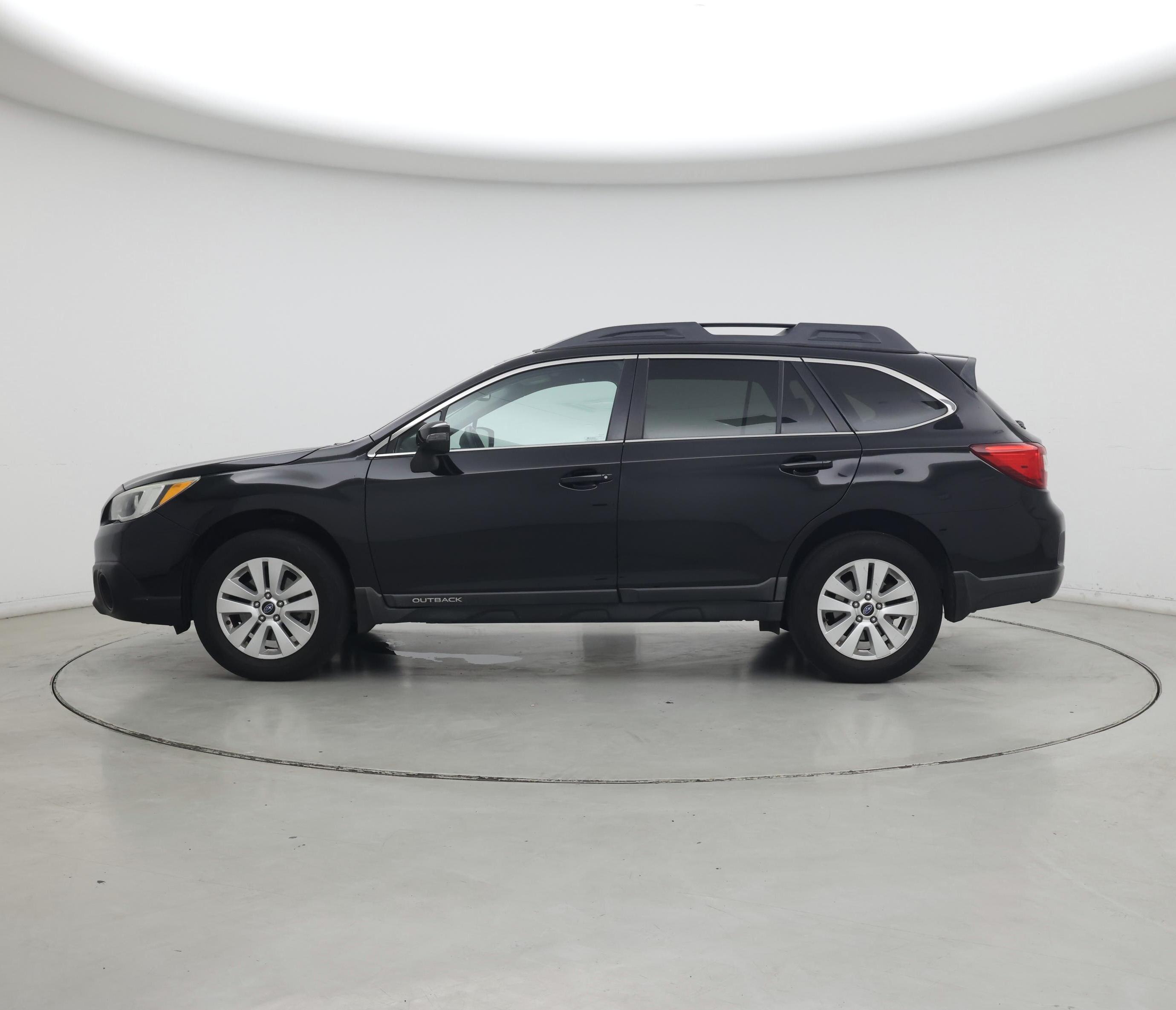 Thumbnail: 2015 Subaru Outback - 3