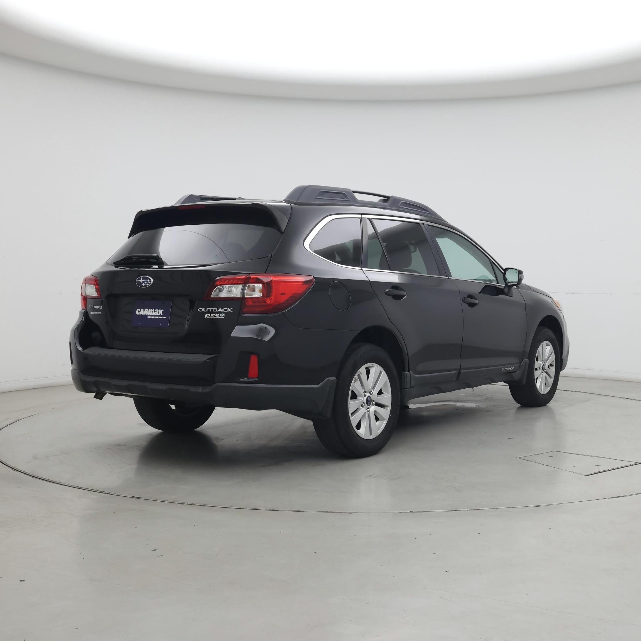 Thumbnail: 2015 Subaru Outback - 8