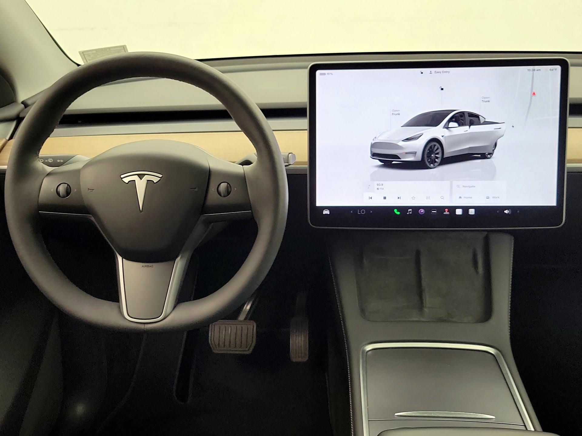 Thumbnail: 2023 Tesla Model Y - 10