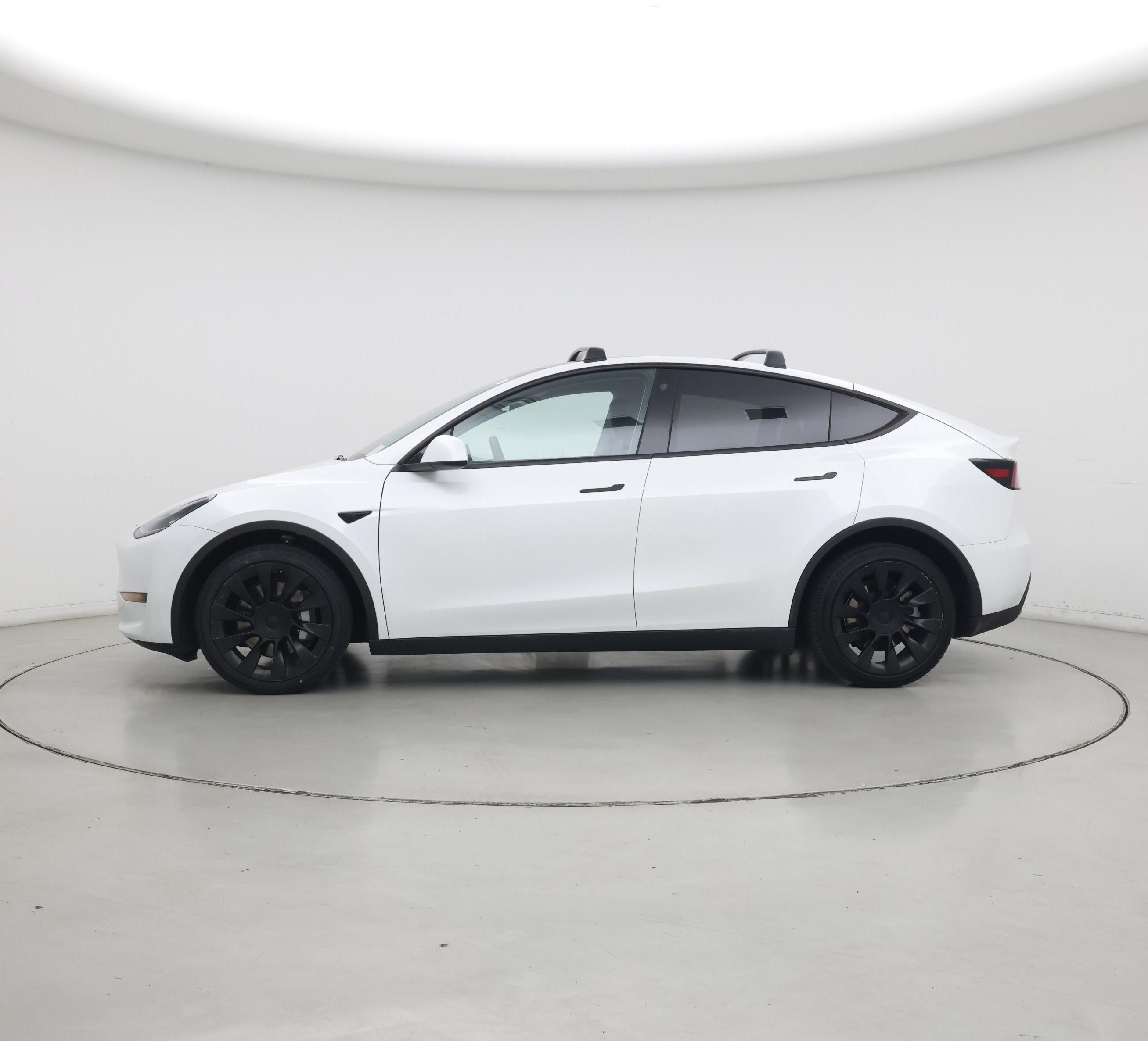 Thumbnail: 2023 Tesla Model Y - 3