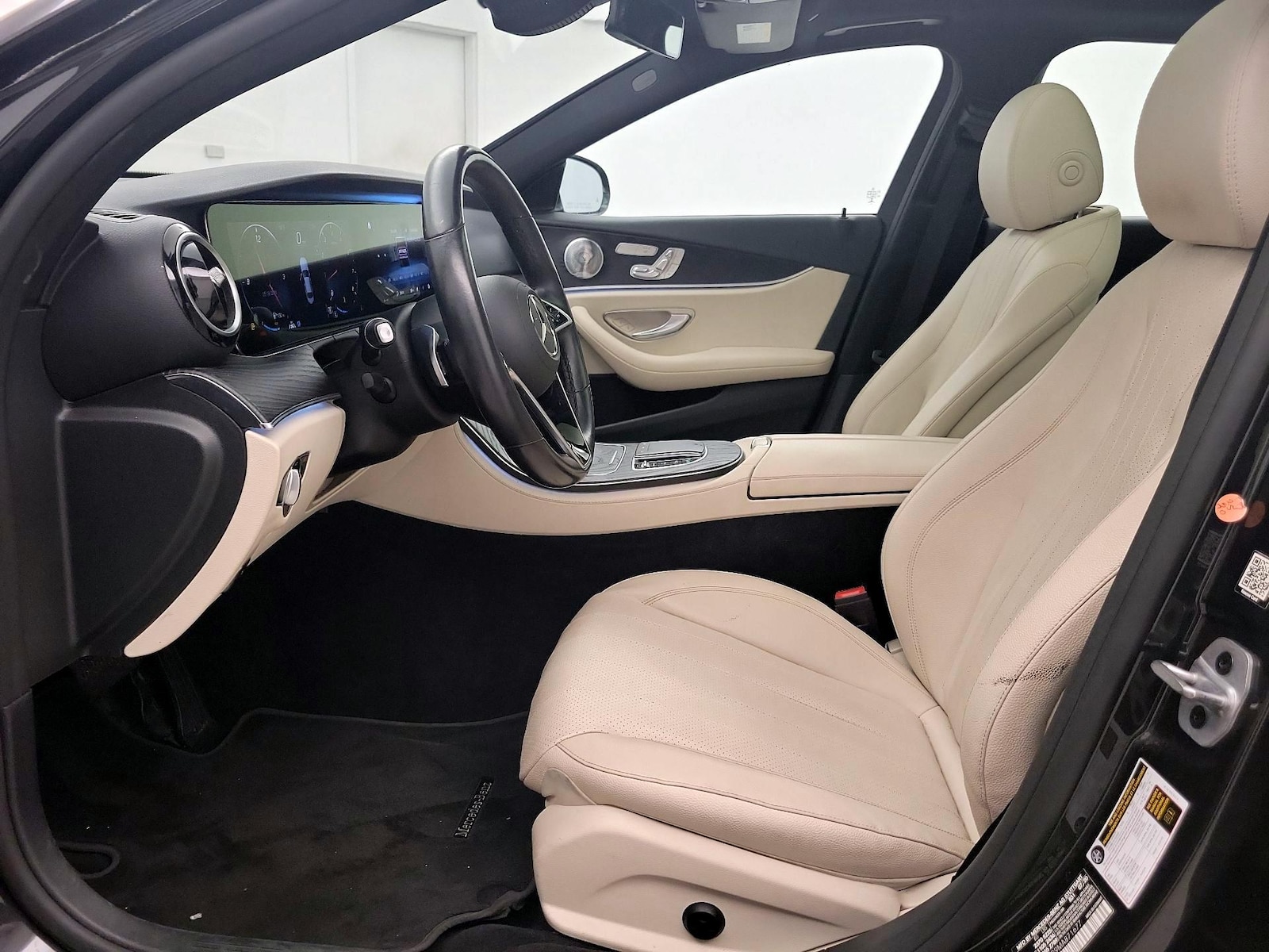 2021 Mercedes-Benz E-Class E350 - Photo 12