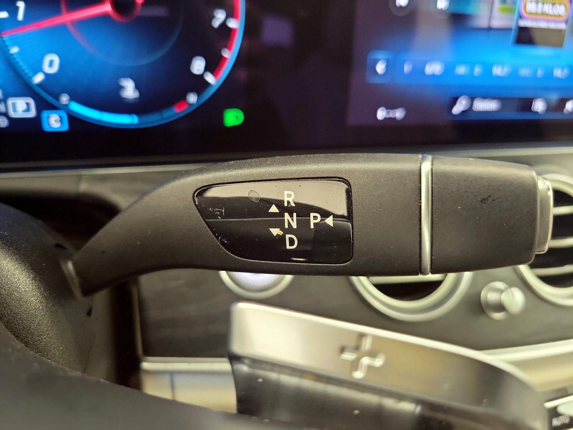 Thumbnail: 2021 Mercedes-Benz E-Class - 18