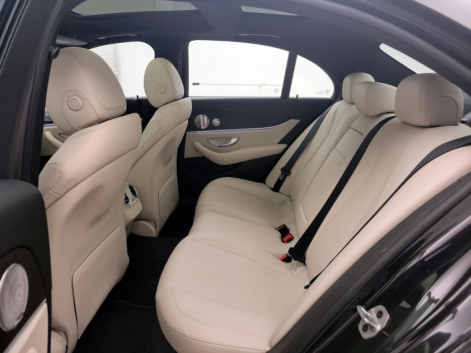 2021 Mercedes-Benz E-Class E350 - Photo 22