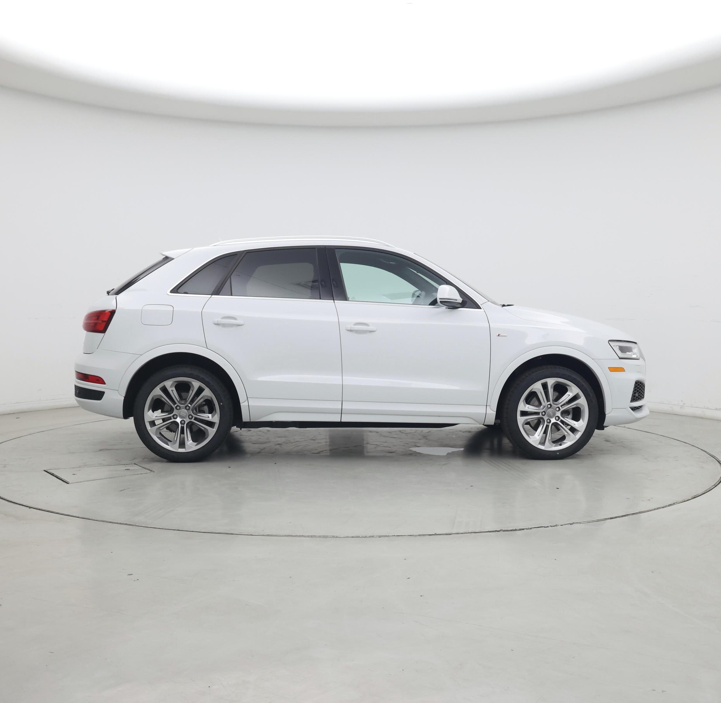 Thumbnail: 2018 Audi Q3 - 7