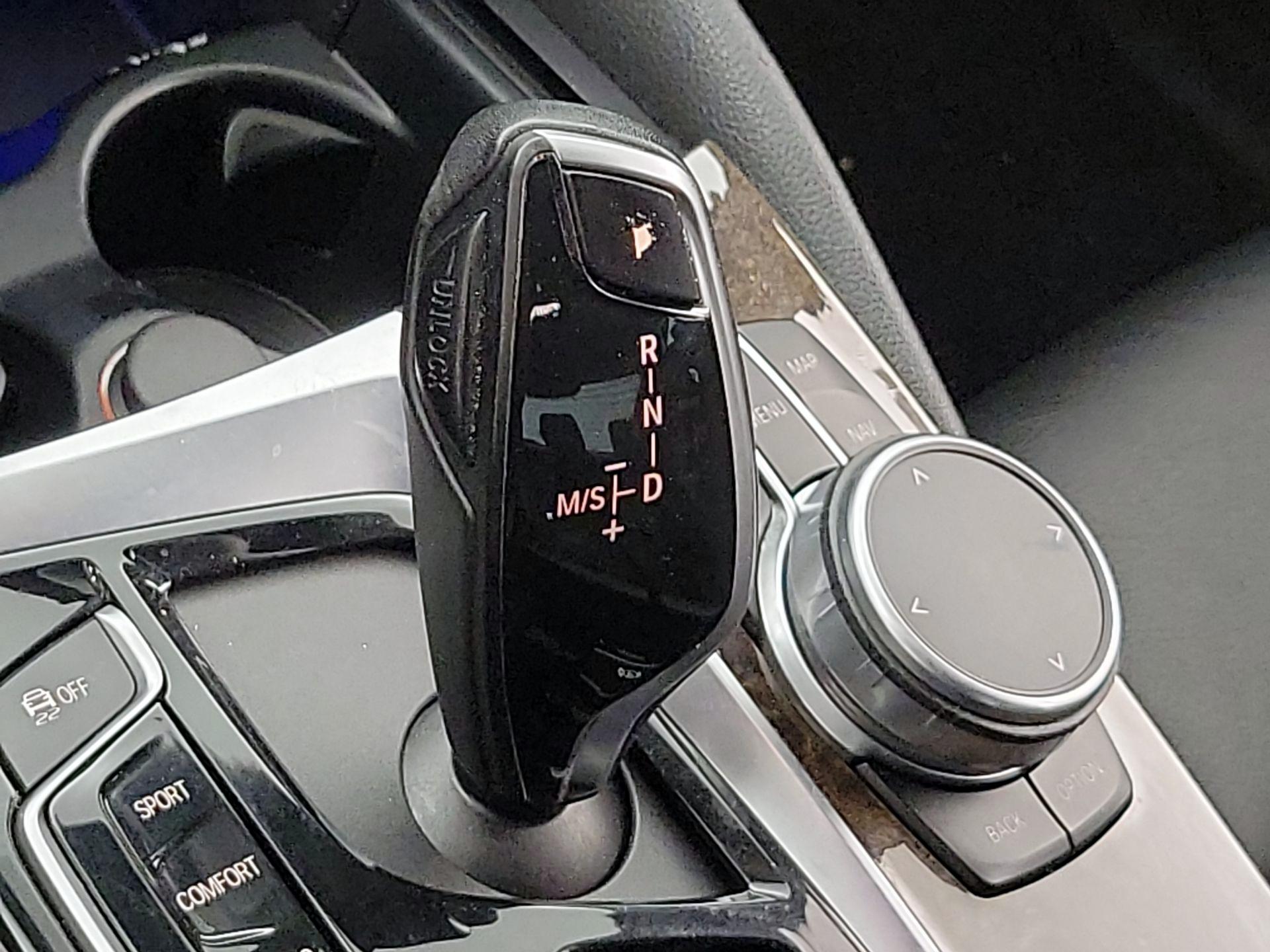 Thumbnail: 2019 BMW 5 Series - 18