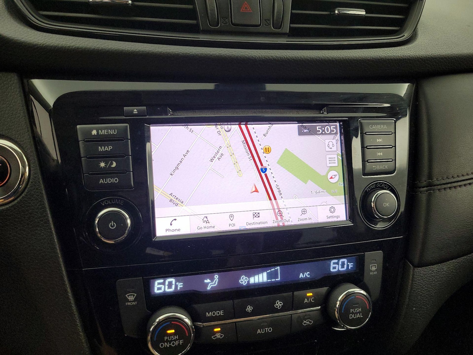 2018 Nissan Rogue SL - Photo 15