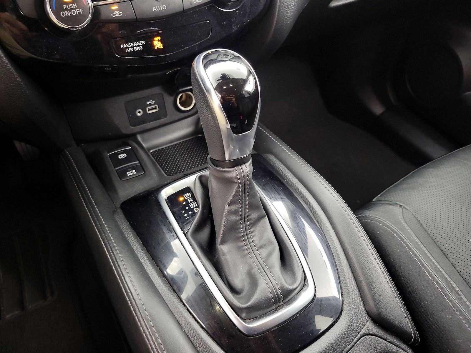 2018 Nissan Rogue SL - Photo 19