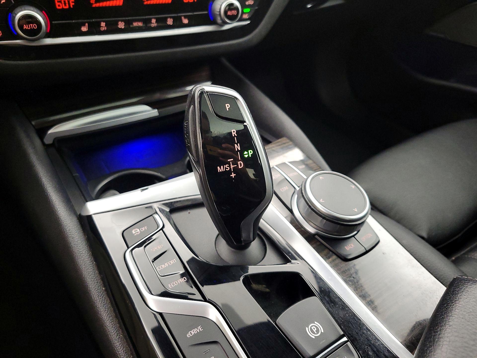 Thumbnail: 2019 BMW 5 Series - 18