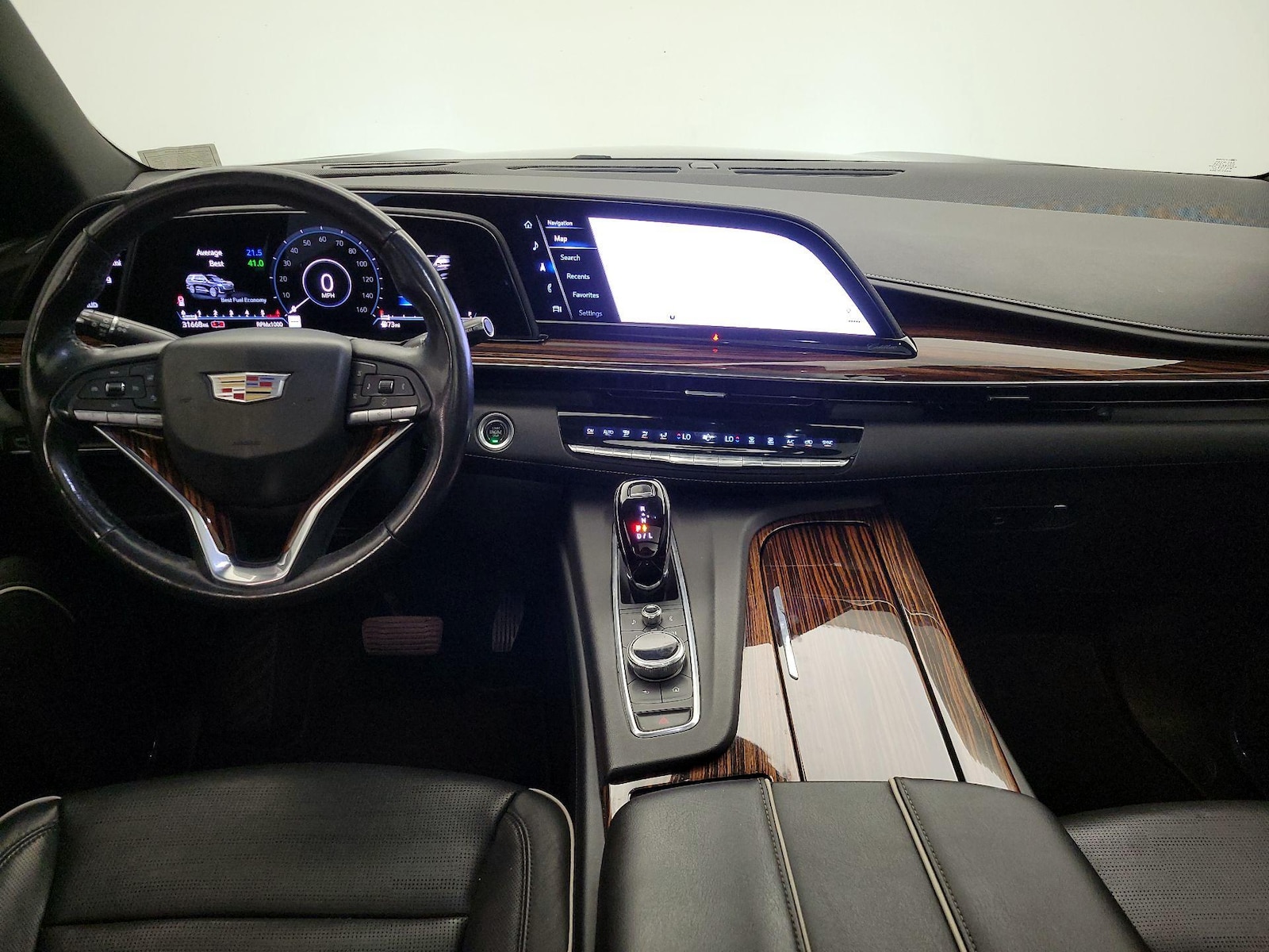 2022 Cadillac Escalade Premium Luxury - Photo 10