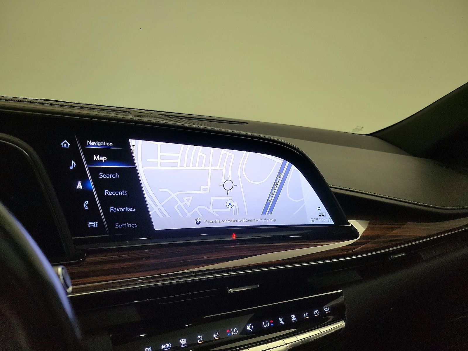 2022 Cadillac Escalade Premium Luxury - Photo 15