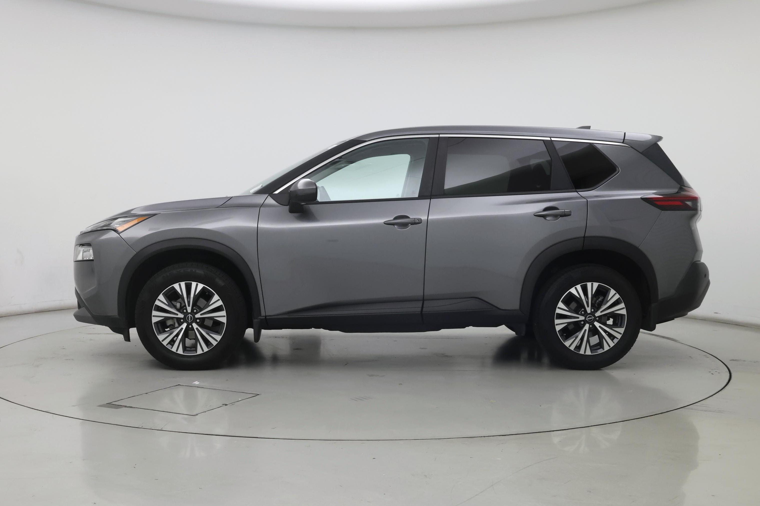 Thumbnail: 2022 Nissan Rogue - 3