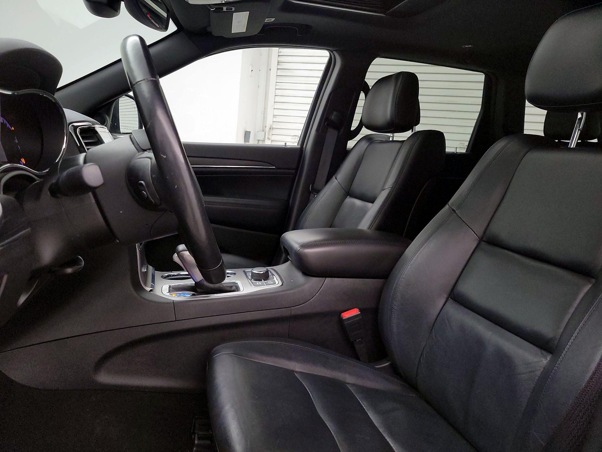 Thumbnail: 2021 Jeep Grand Cherokee - 11