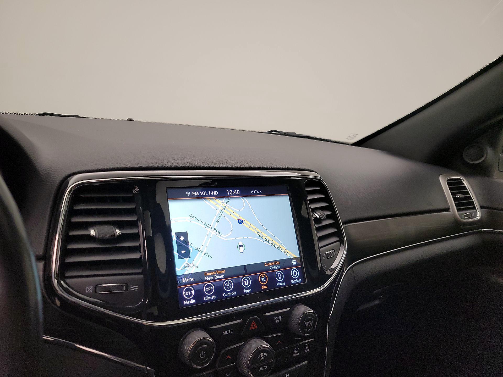 Thumbnail: 2021 Jeep Grand Cherokee - 14