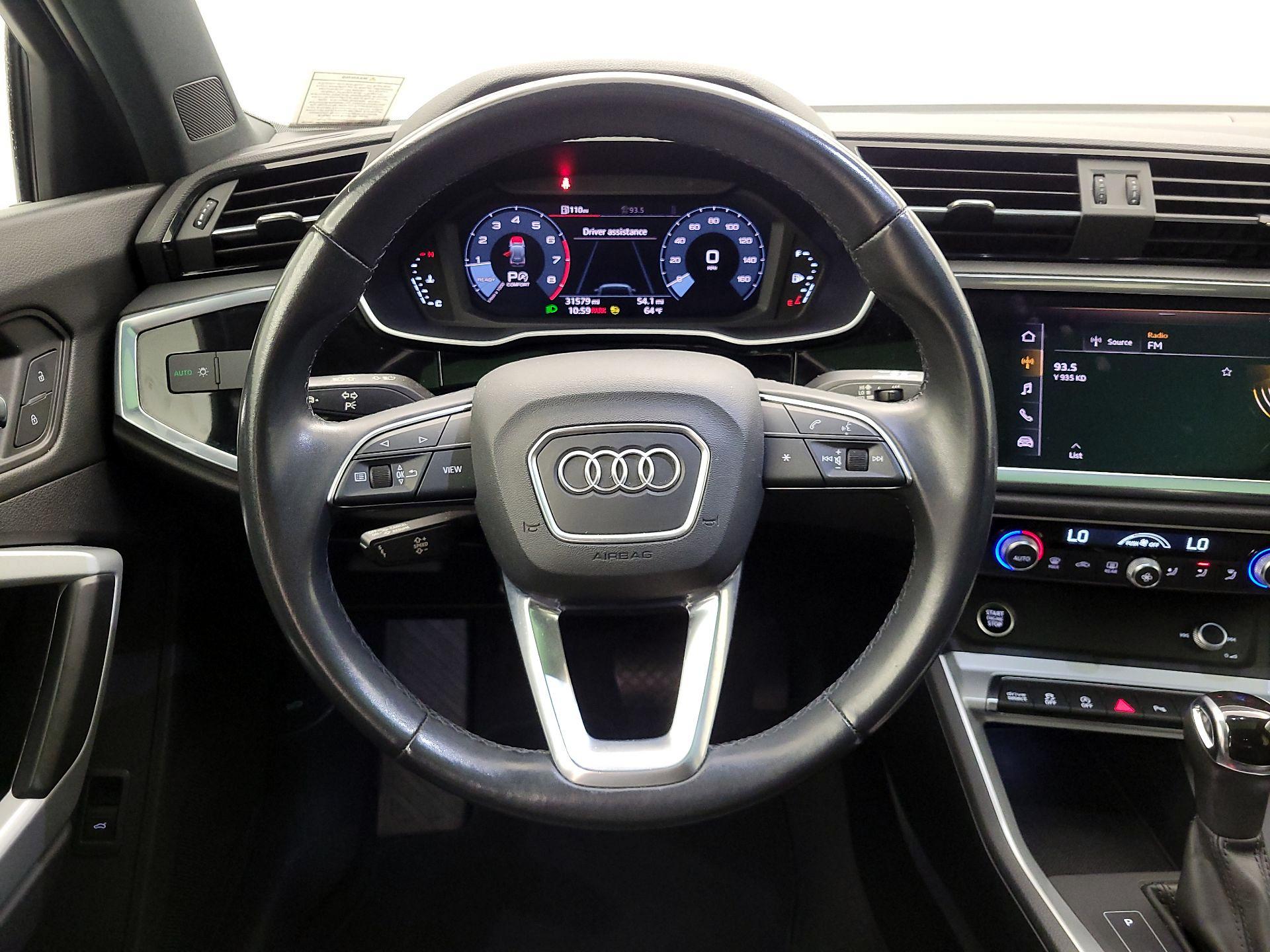 Thumbnail: 2021 Audi Q3 - 10