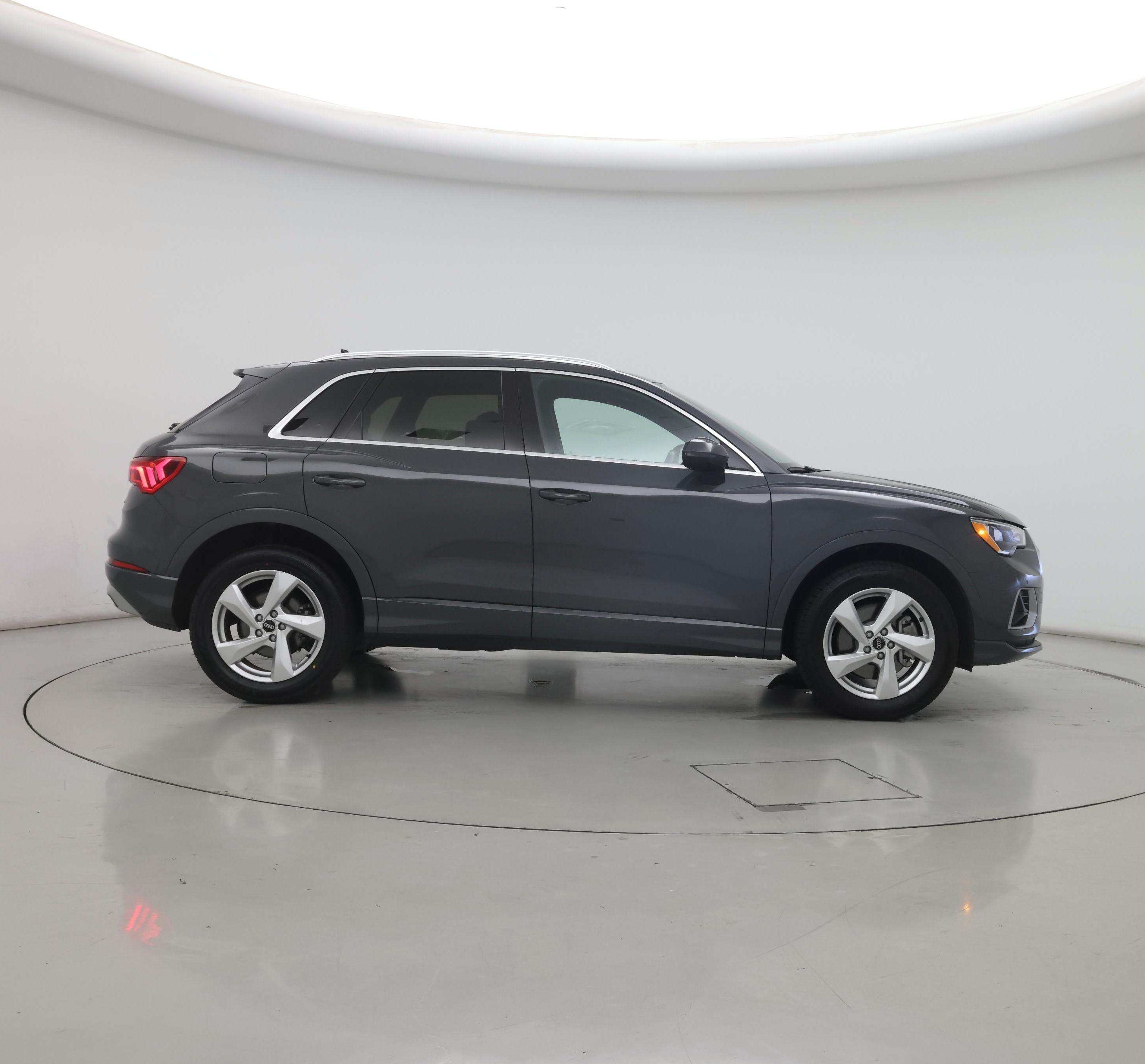 Thumbnail: 2021 Audi Q3 - 7