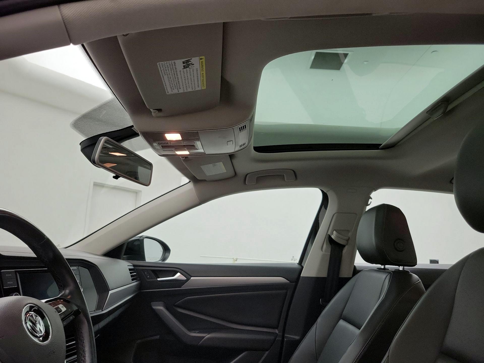 Thumbnail: 2019 Volkswagen Jetta - 19