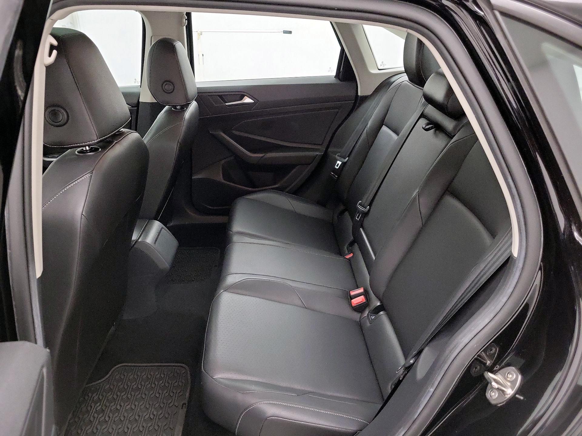 Thumbnail: 2019 Volkswagen Jetta - 20