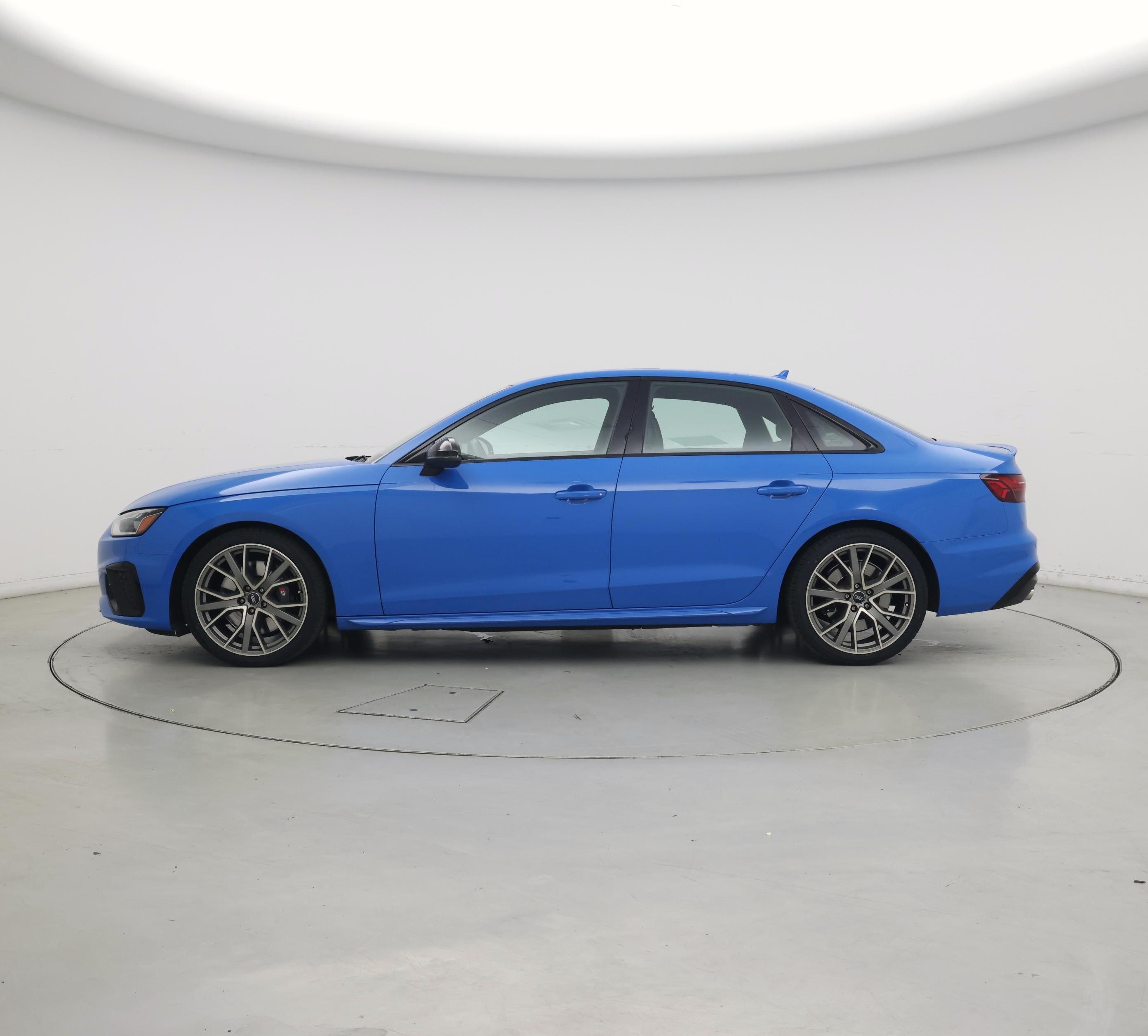 Thumbnail: 2020 Audi S4 - 3