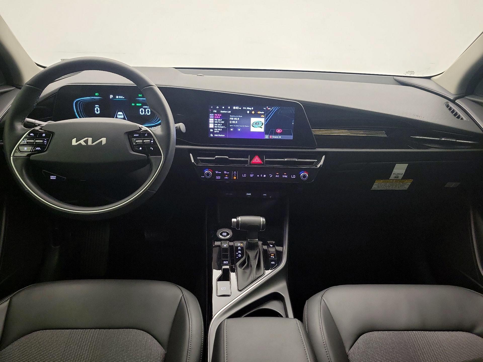 Thumbnail: 2023 Kia Niro - 9