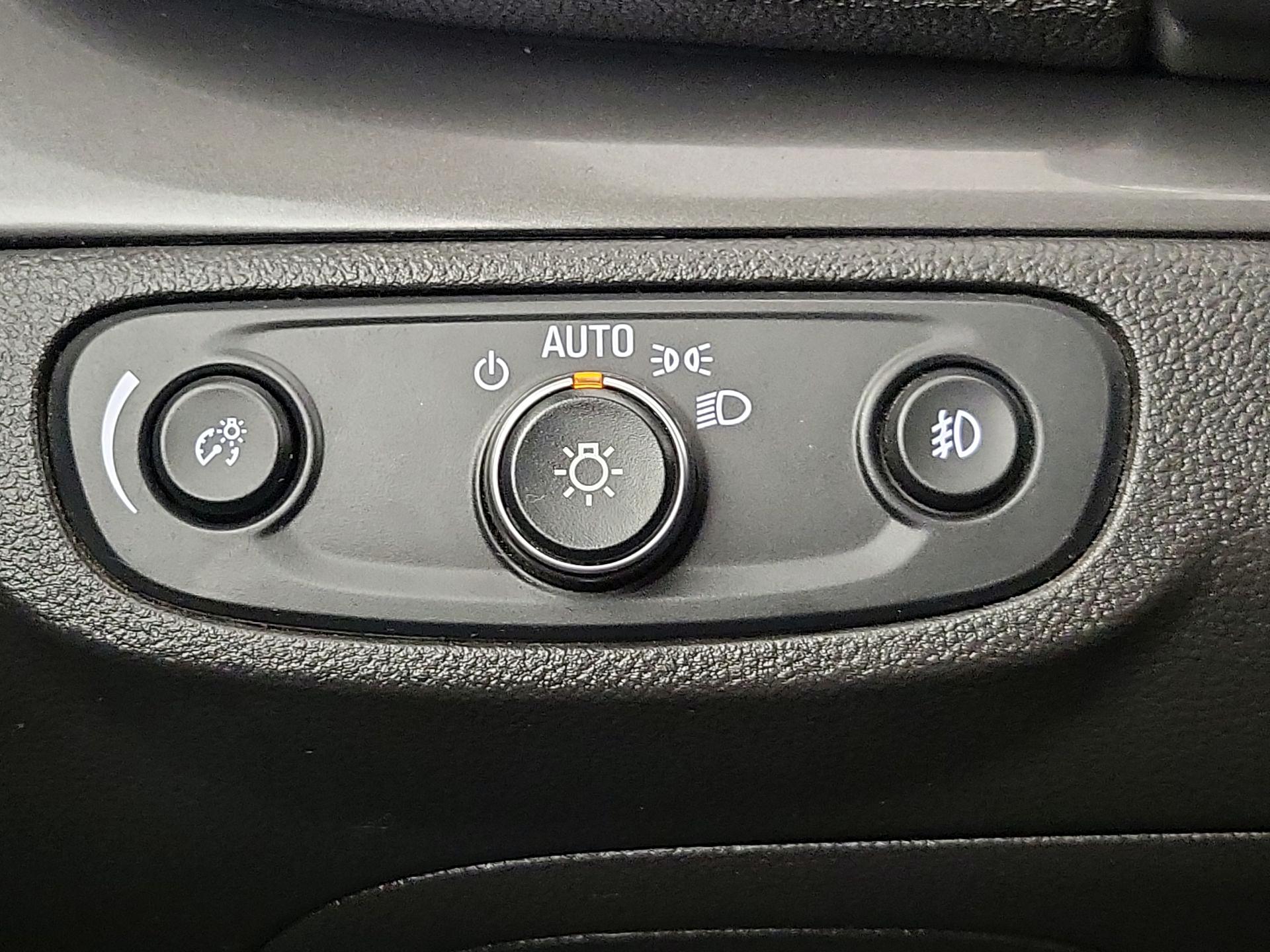 Thumbnail: 2018 Buick Encore - 13