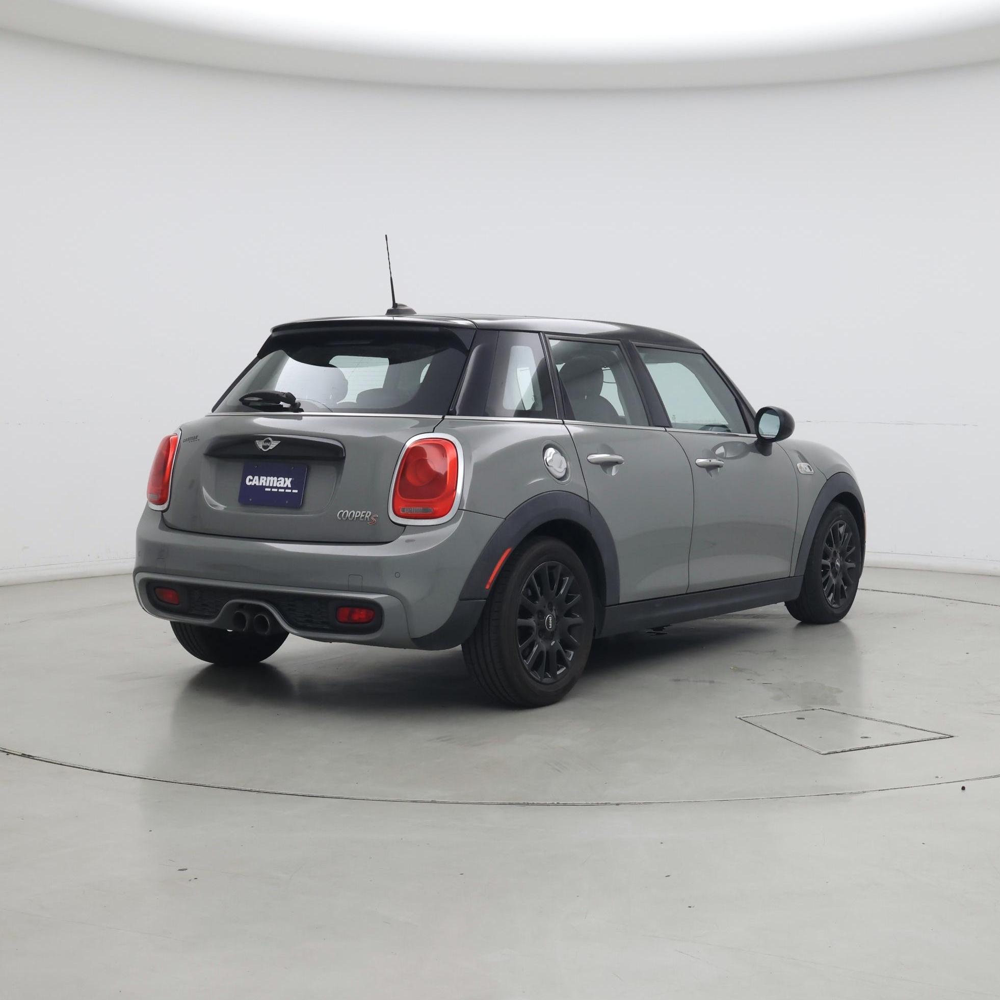 Thumbnail: 2016 MINI Cooper Hardtop - 8