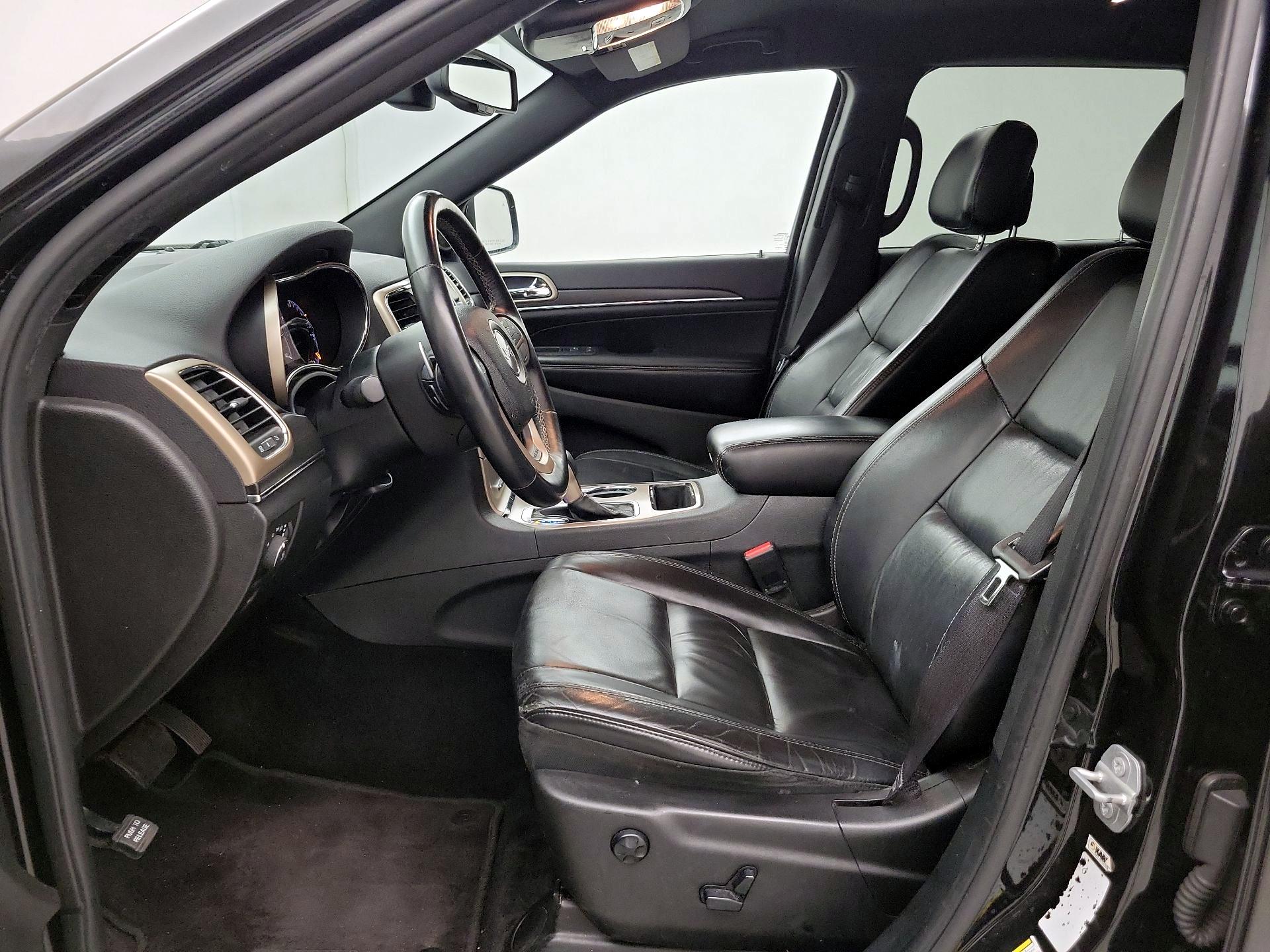 Thumbnail: 2016 Jeep Grand Cherokee - 11