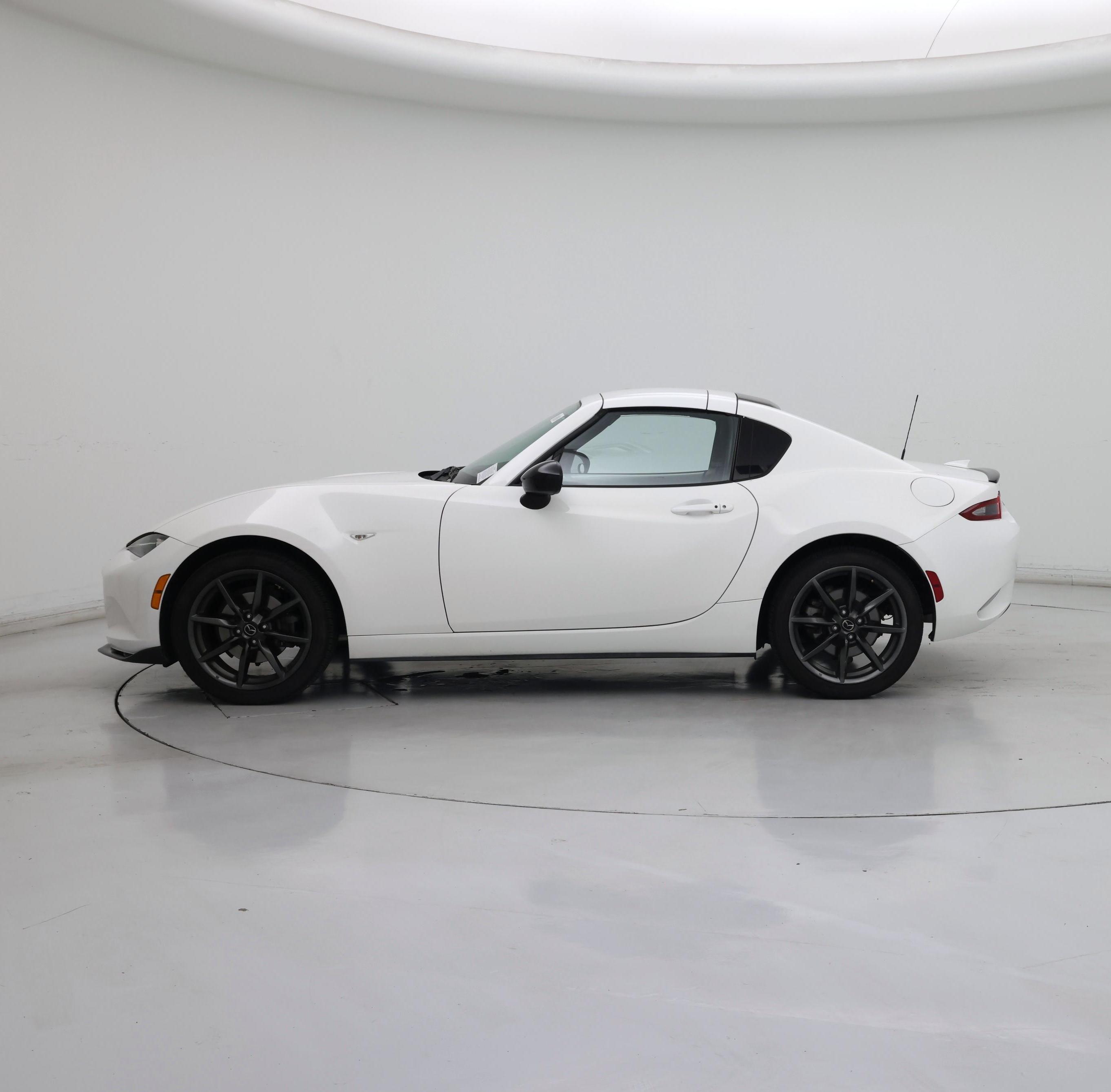 Thumbnail: 2017 Mazda MX-5 Miata - 3
