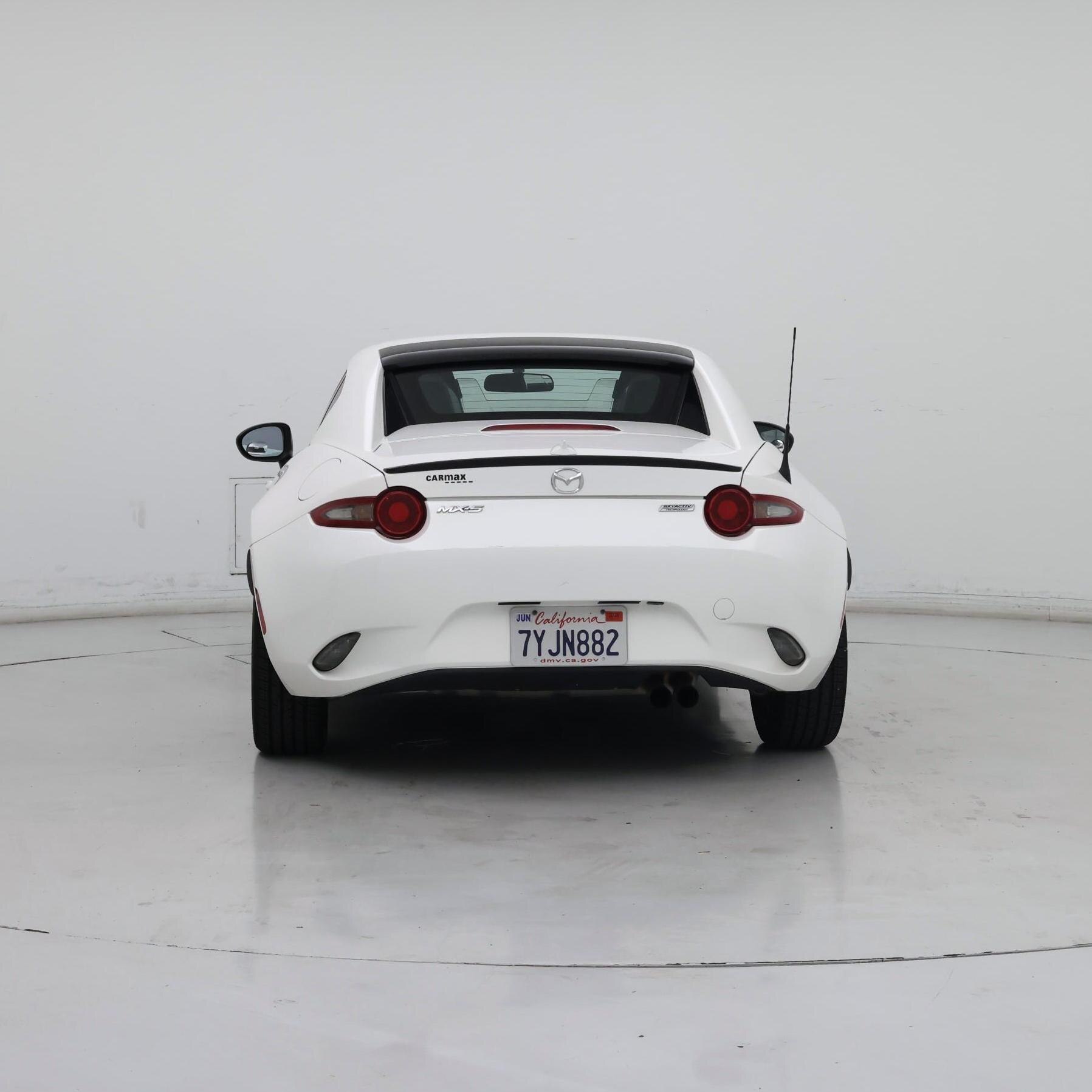 Thumbnail: 2017 Mazda MX-5 Miata - 6