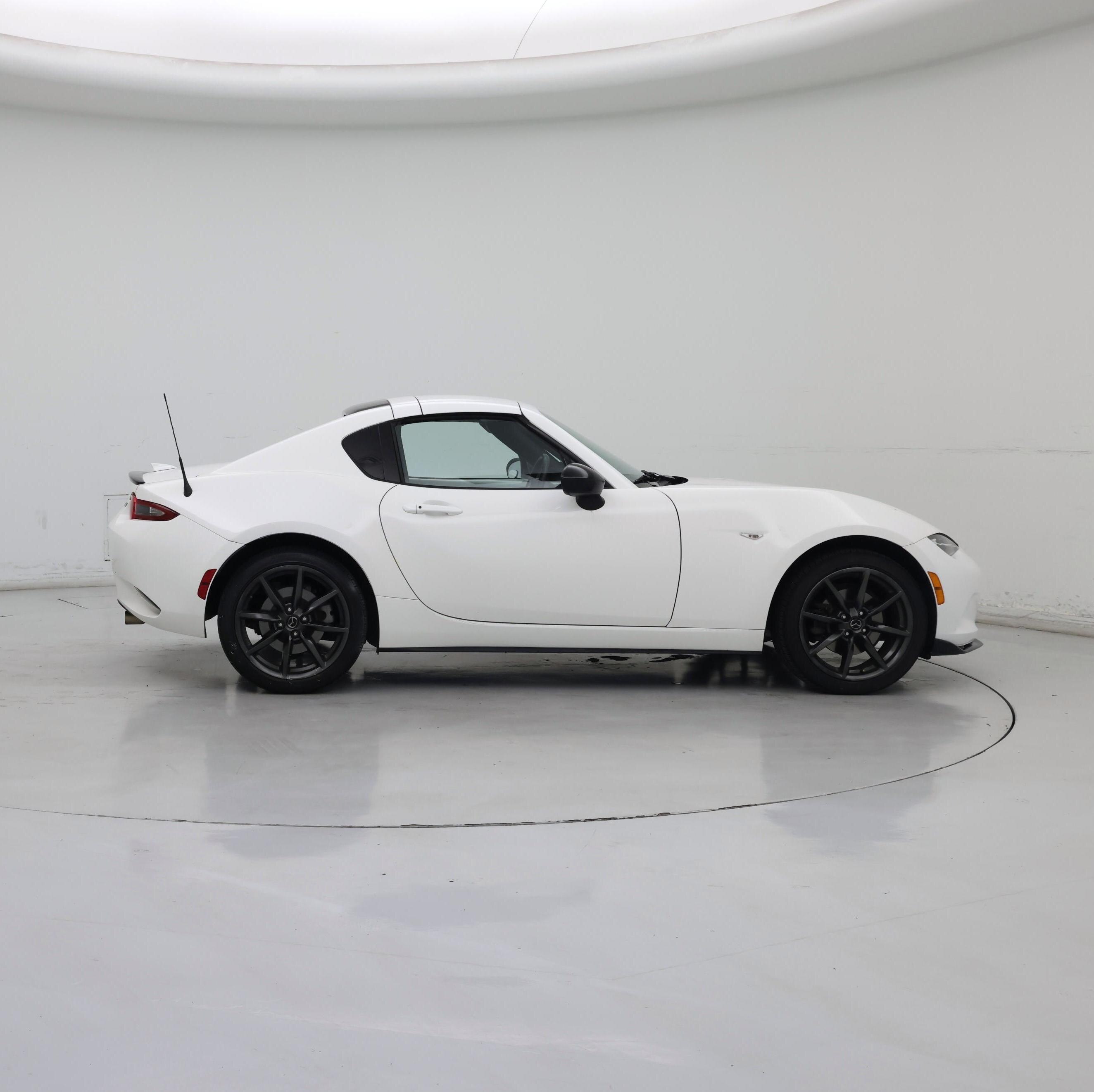Thumbnail: 2017 Mazda MX-5 Miata - 7