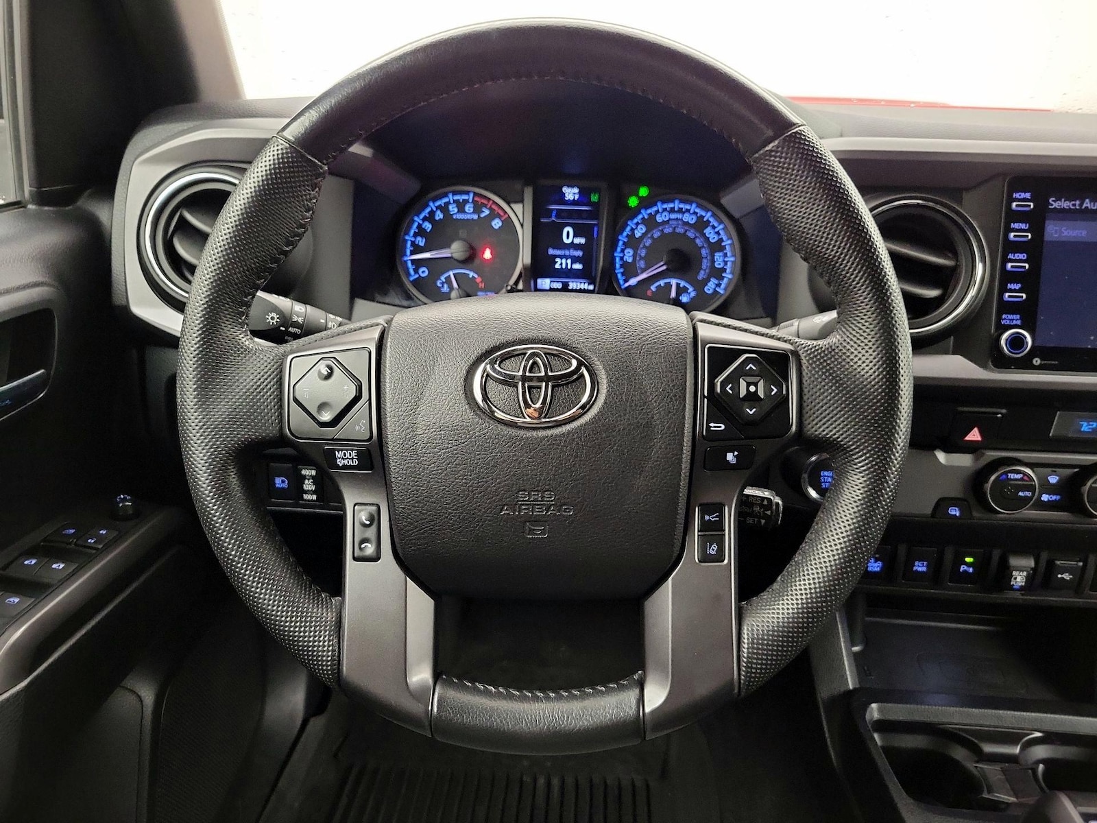 2021 Toyota Tacoma TRD Sport - Photo 11
