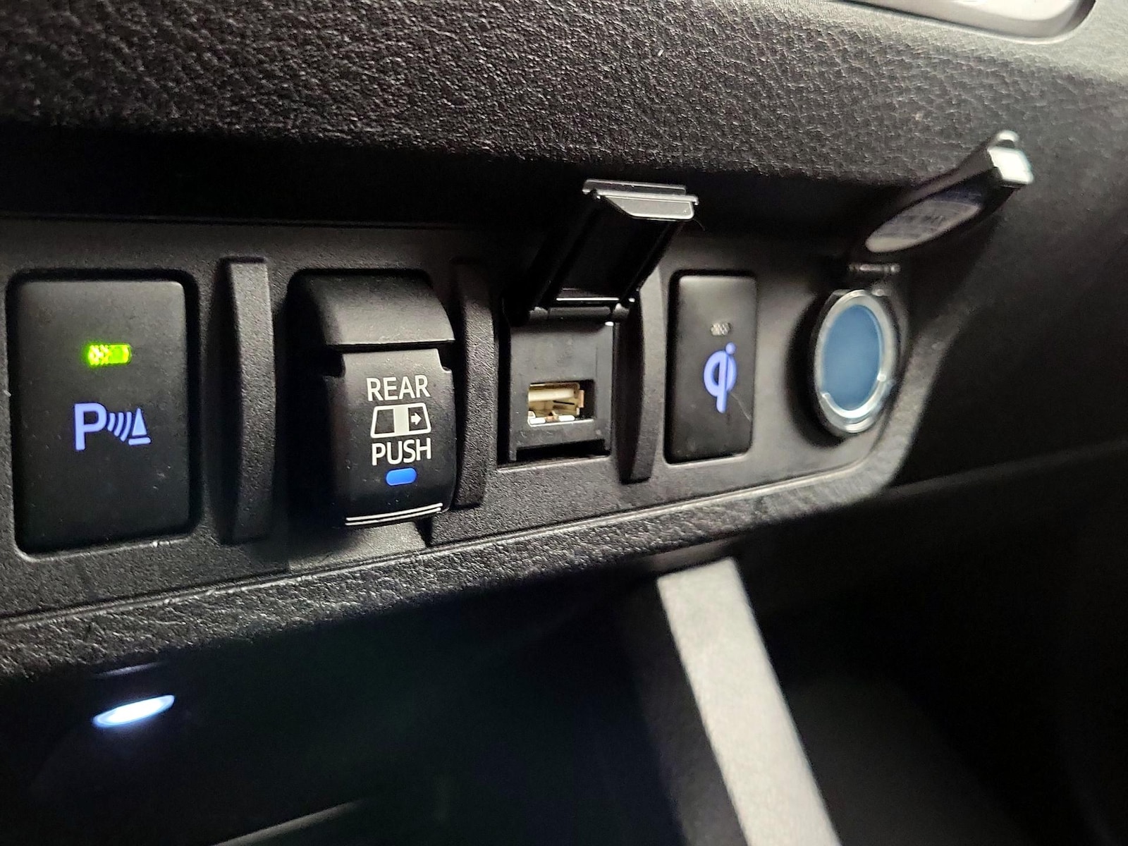 2021 Toyota Tacoma TRD Sport - Photo 19