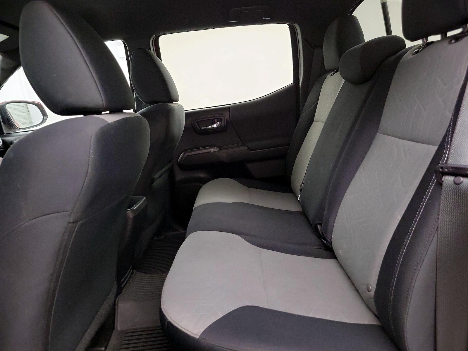 2021 Toyota Tacoma TRD Sport - Photo 20
