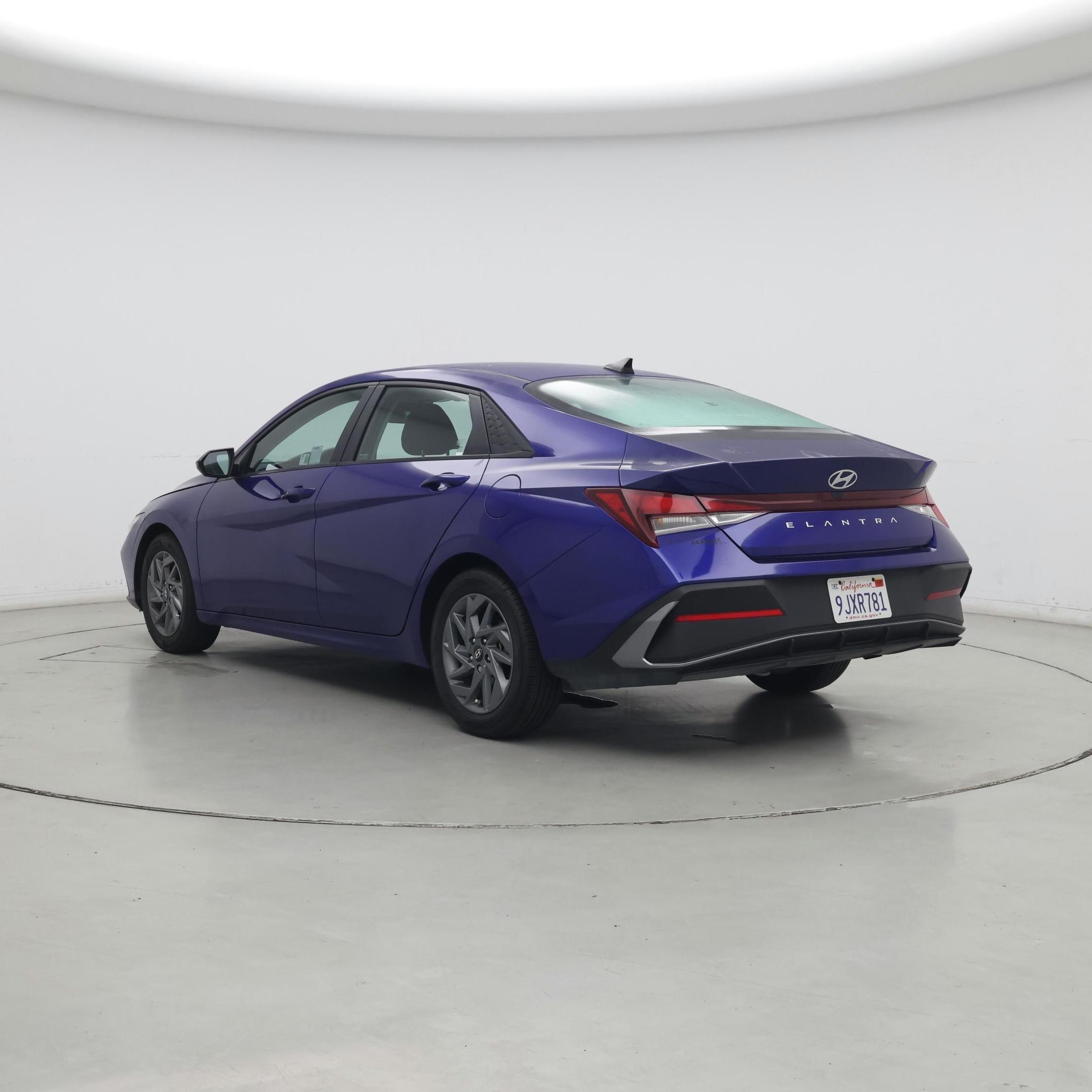 Thumbnail: 2024 Hyundai Elantra - 2