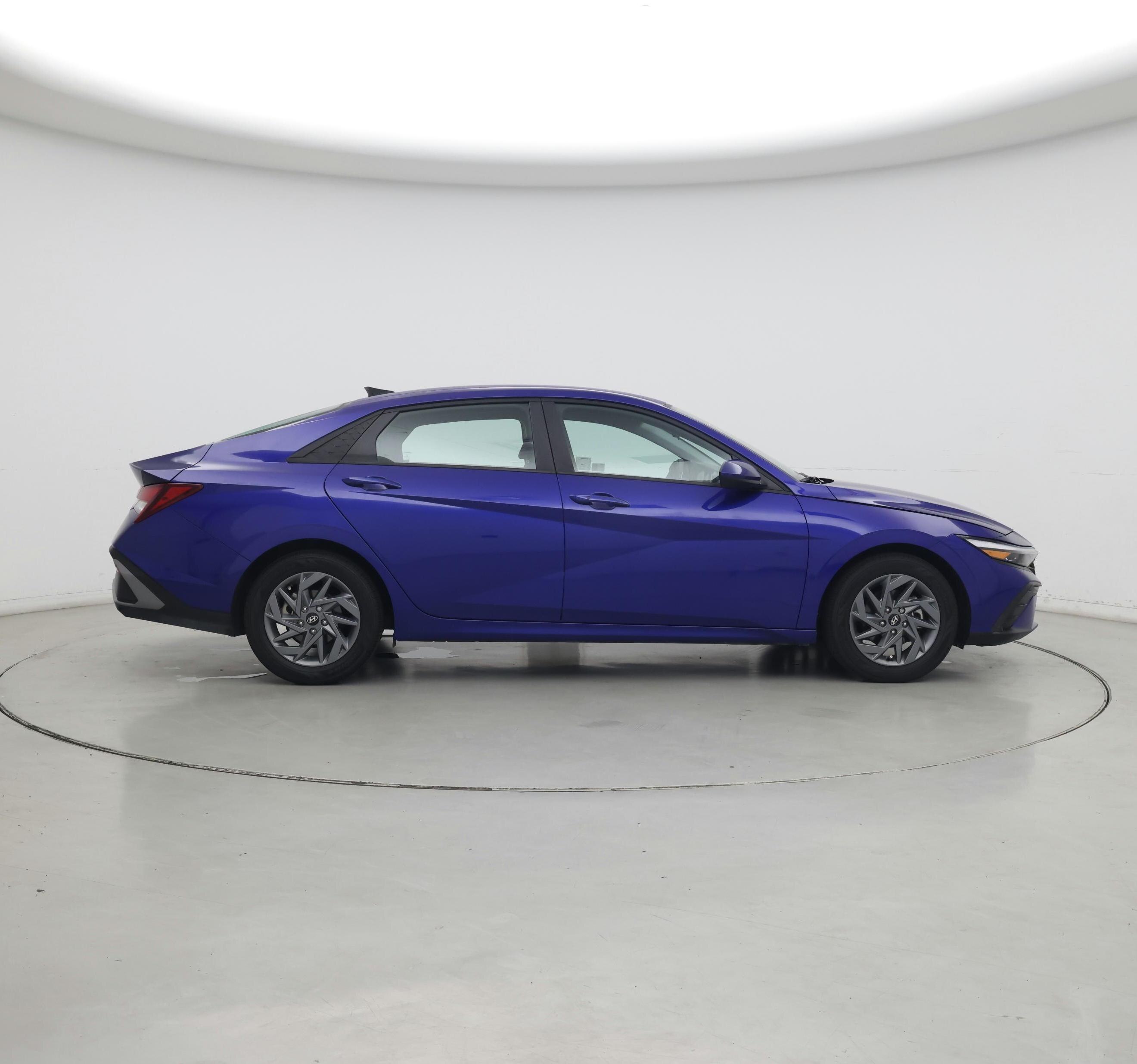Thumbnail: 2024 Hyundai Elantra - 7