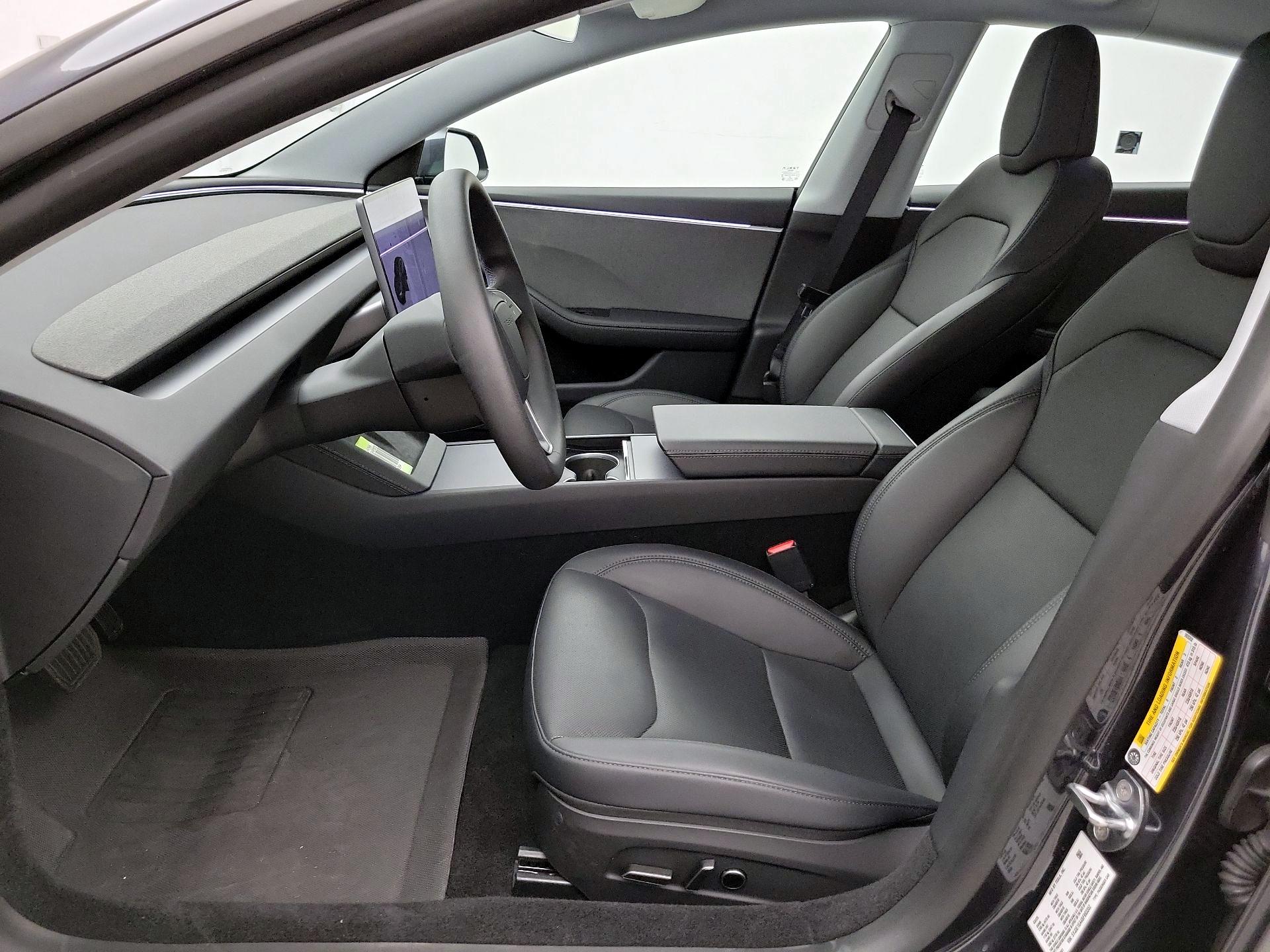 Thumbnail: 2025 Tesla Model 3 - 11