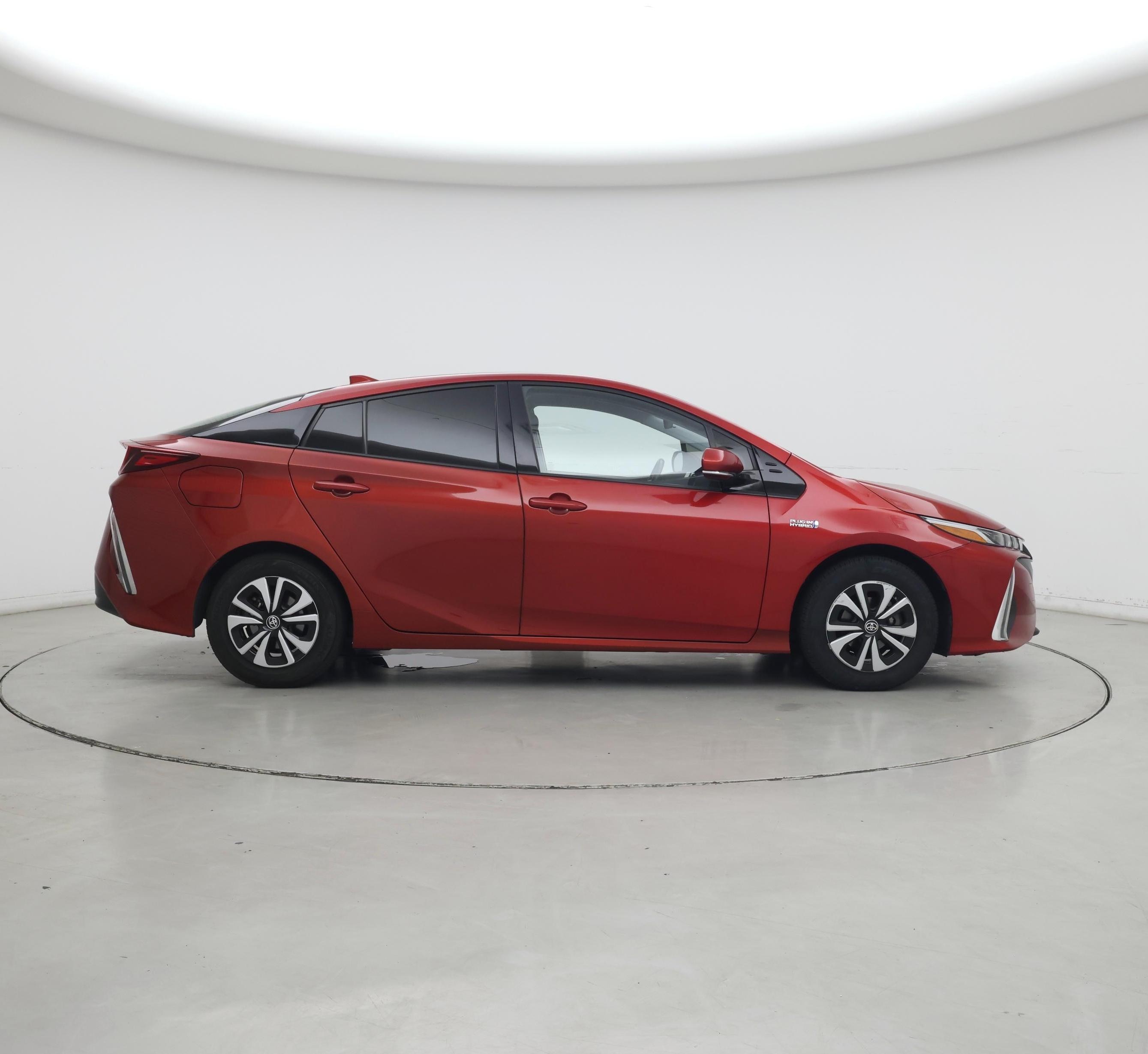 Thumbnail: 2018 Toyota Prius Prime - 7