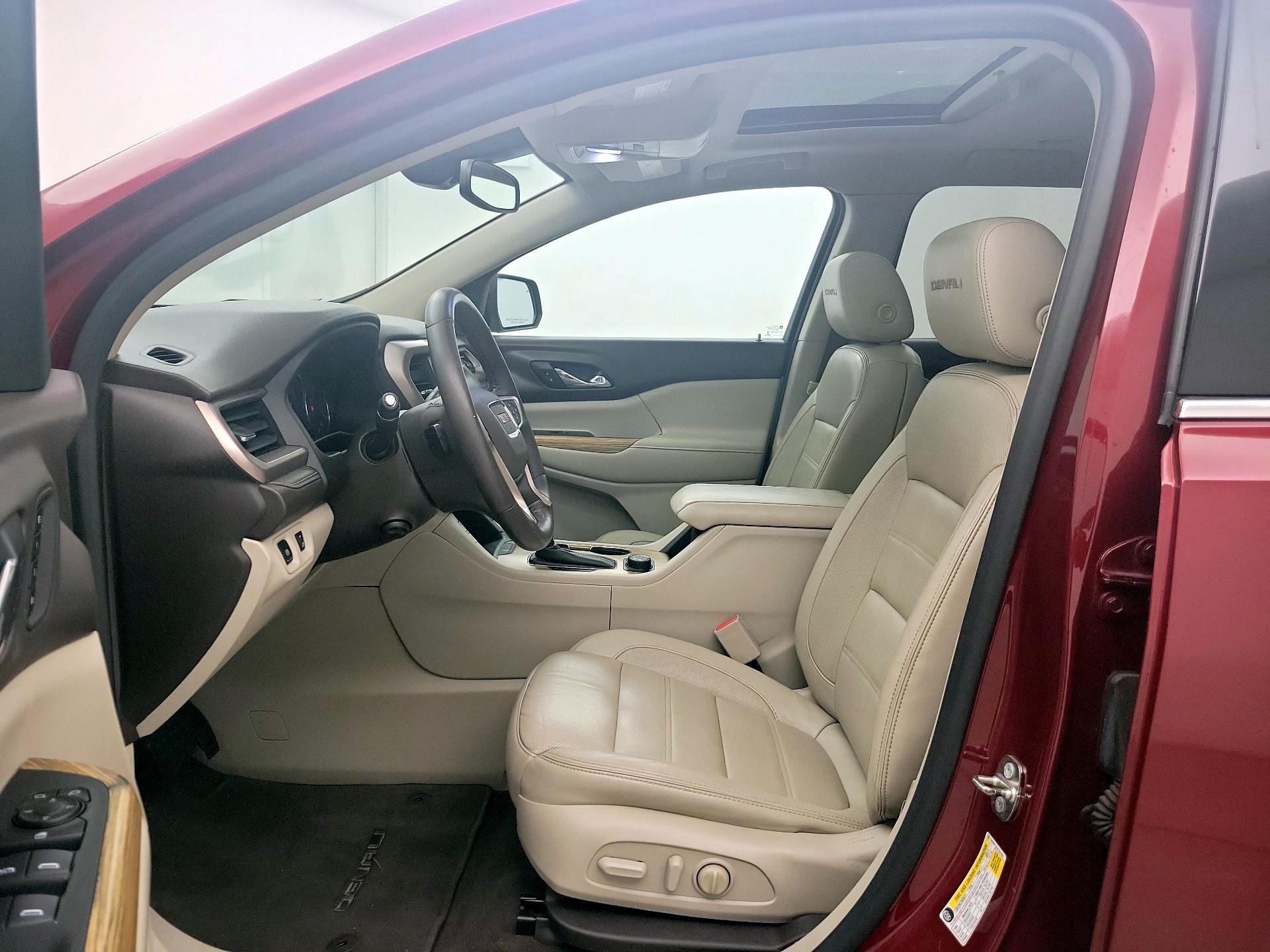 Thumbnail: 2017 GMC Acadia - 11
