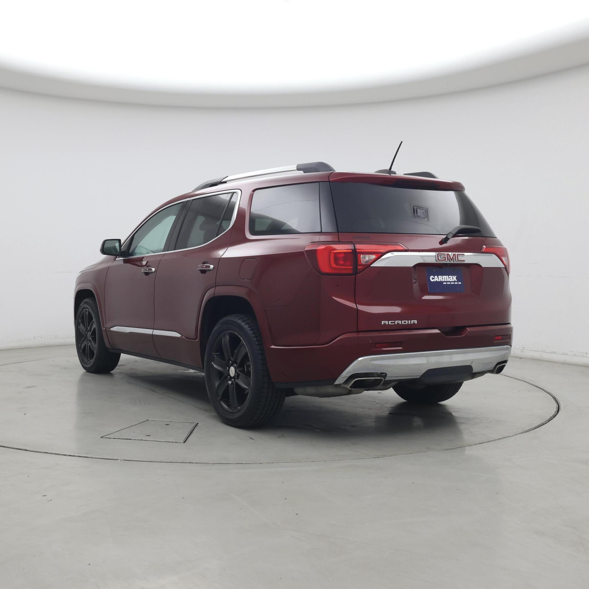 Thumbnail: 2017 GMC Acadia - 2